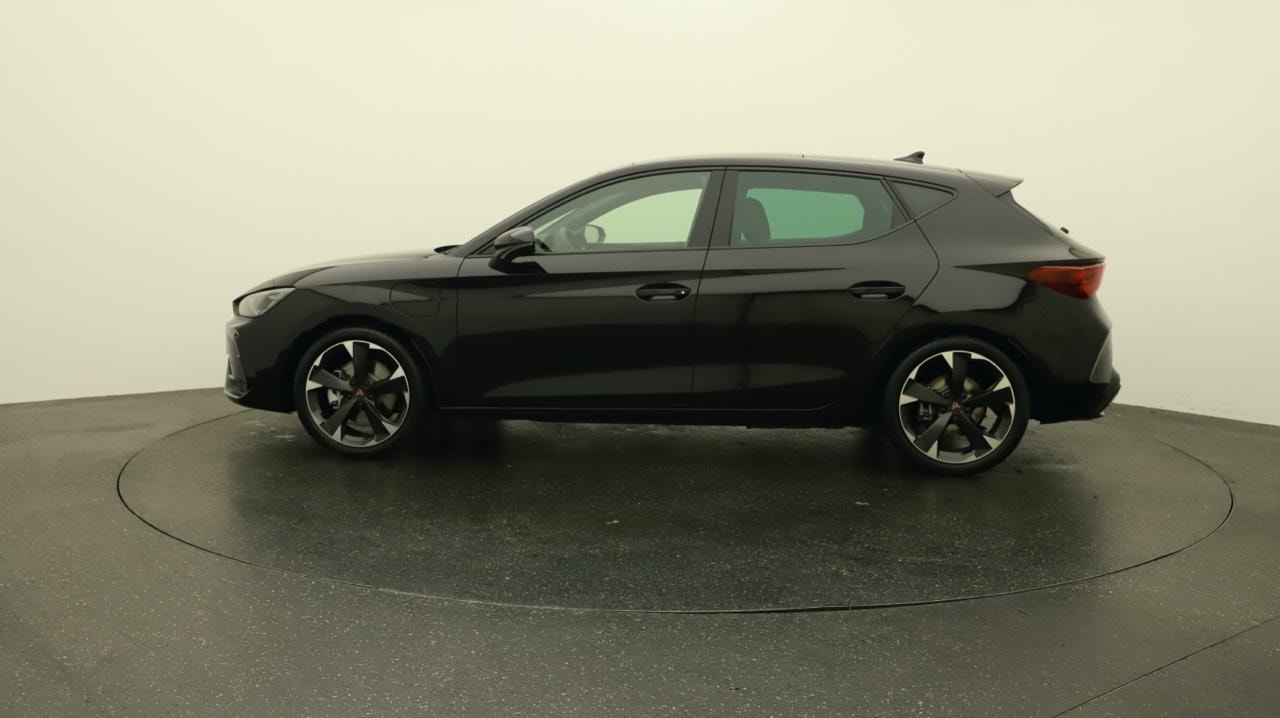 CUPRA LEON 1.5 e-HYBRID pHEV DSG-showroom-element-1