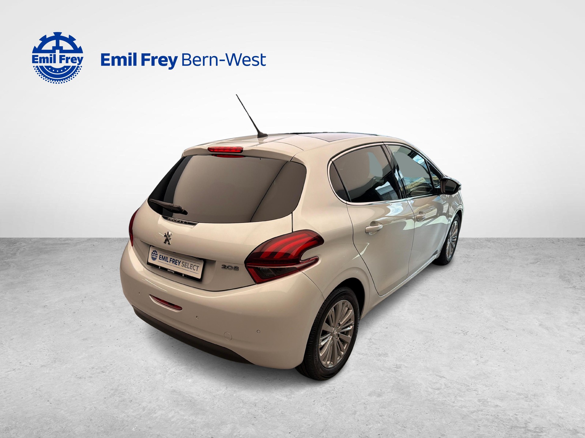 PEUGEOT 208 1.2 PureTech Allure S/S-image-4