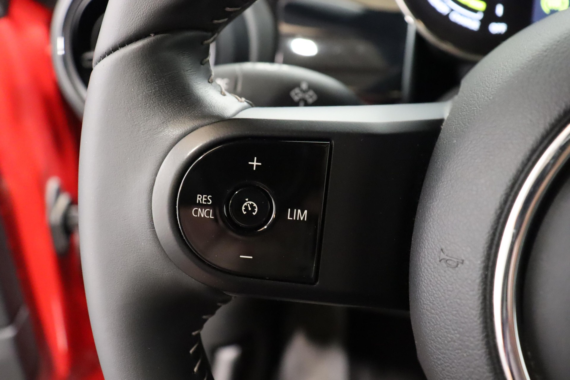 MINI F56 Cooper SE-image-18