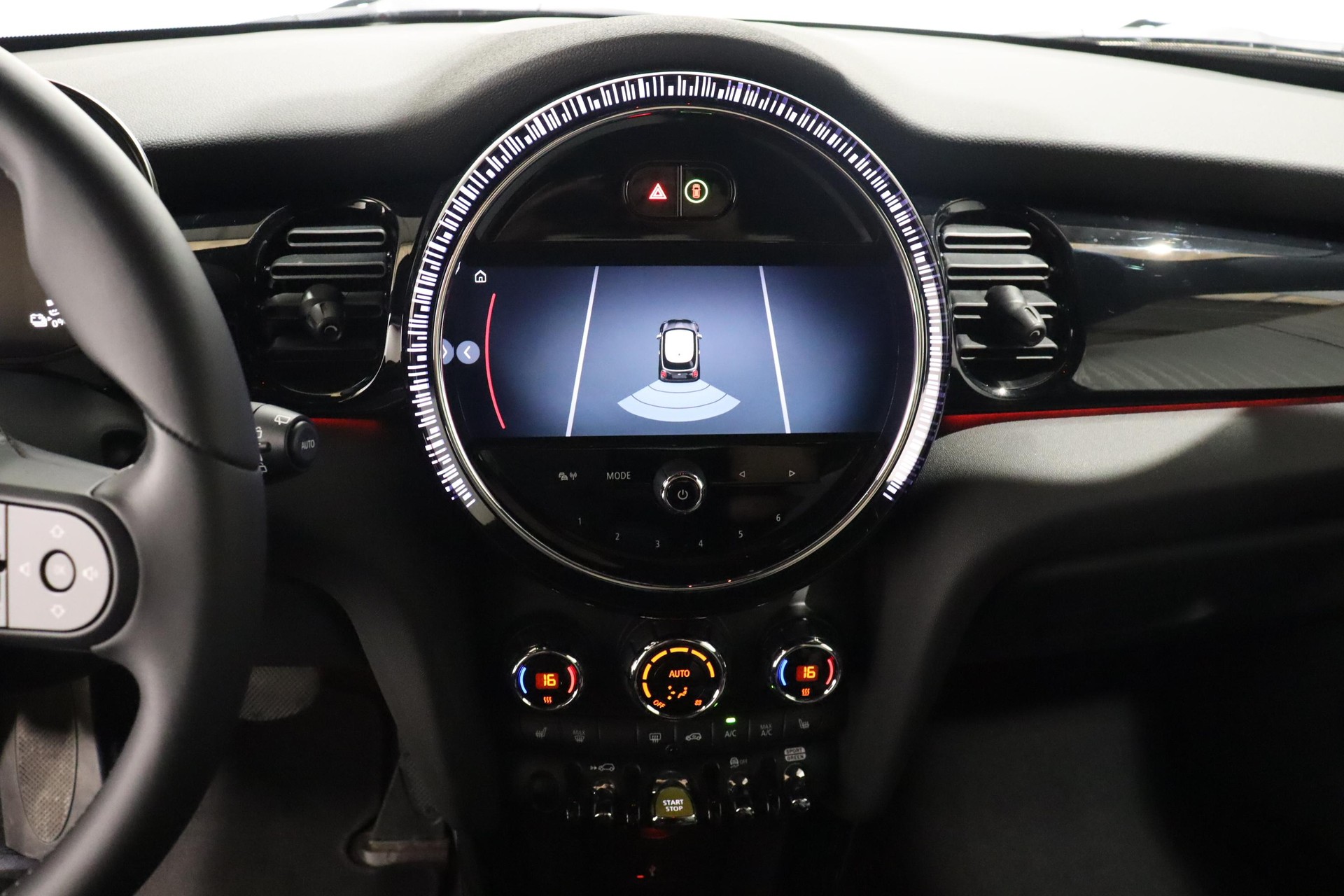 MINI F56 Cooper SE-image-17