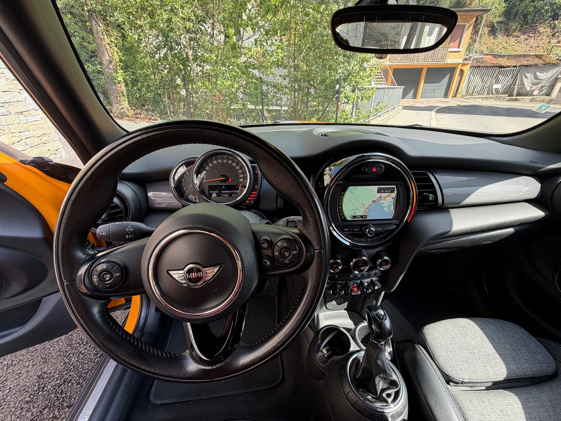 MINI 1.5i Cooper-image-4