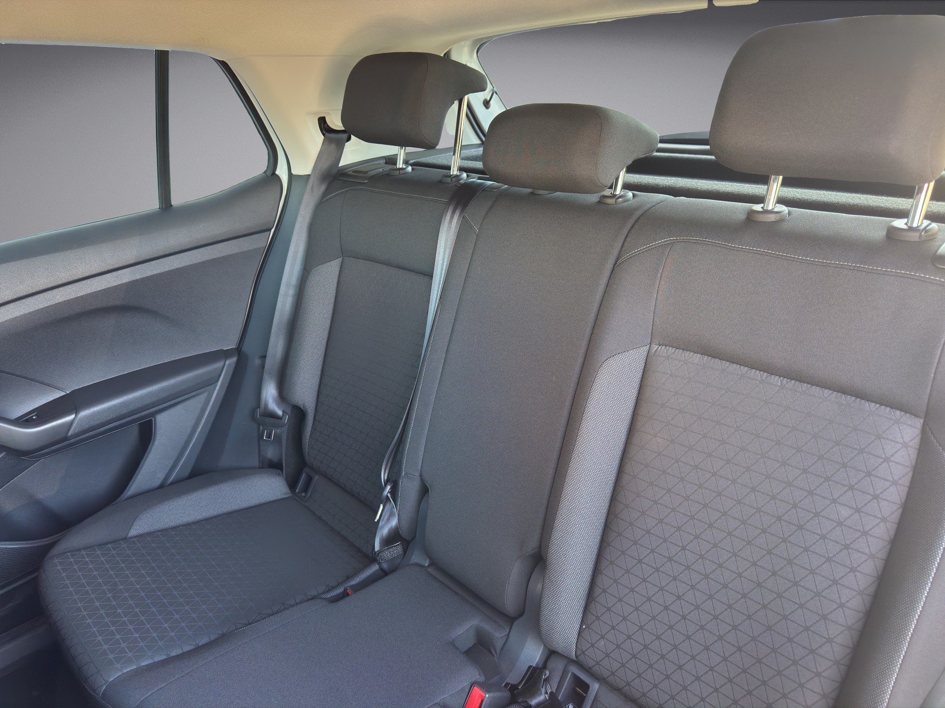 VW T-Cross 1.0 TSI 110 Life-image-12
