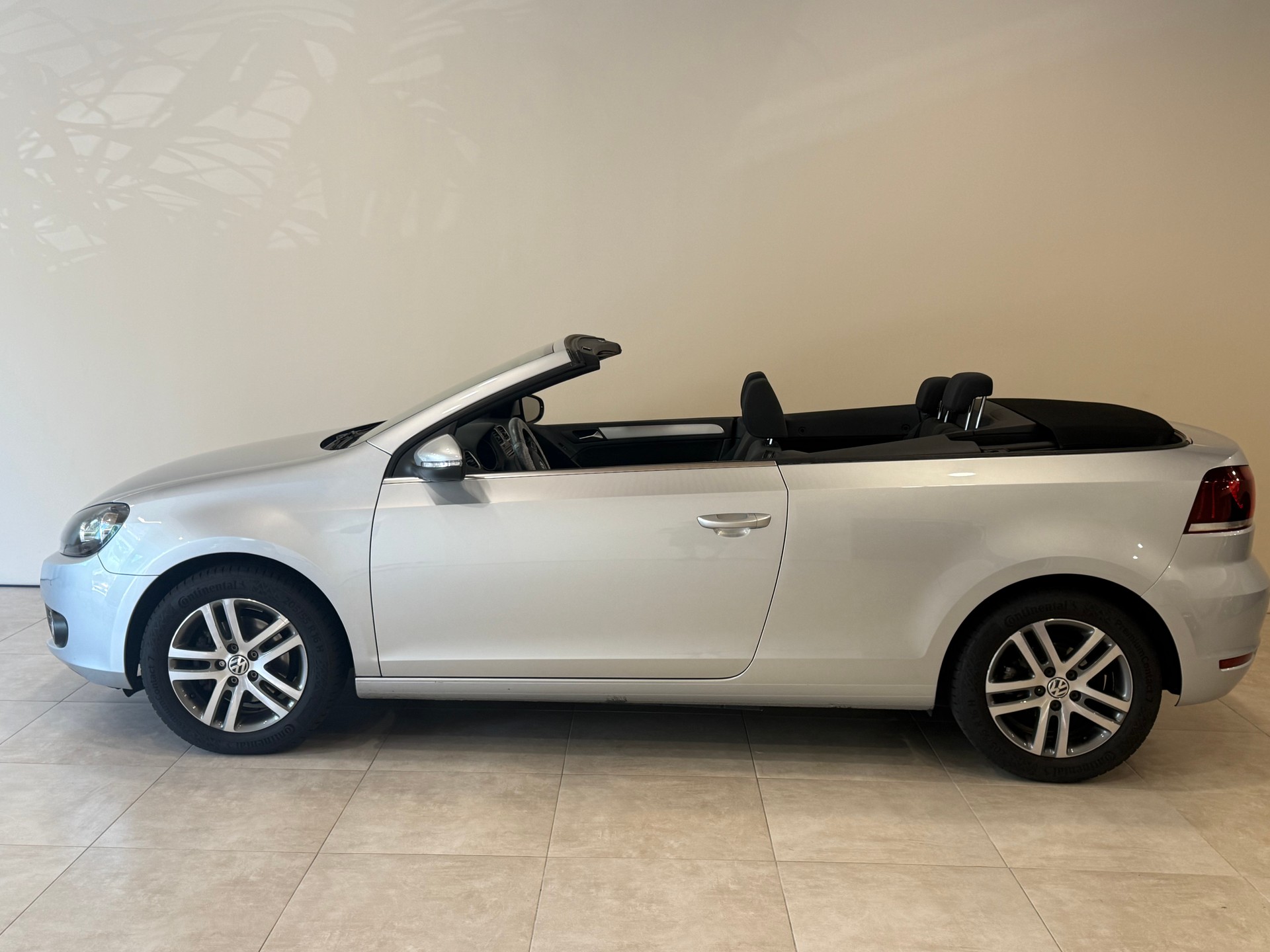 VW Golf Cabrio 1.4 TSI DSG-image-2