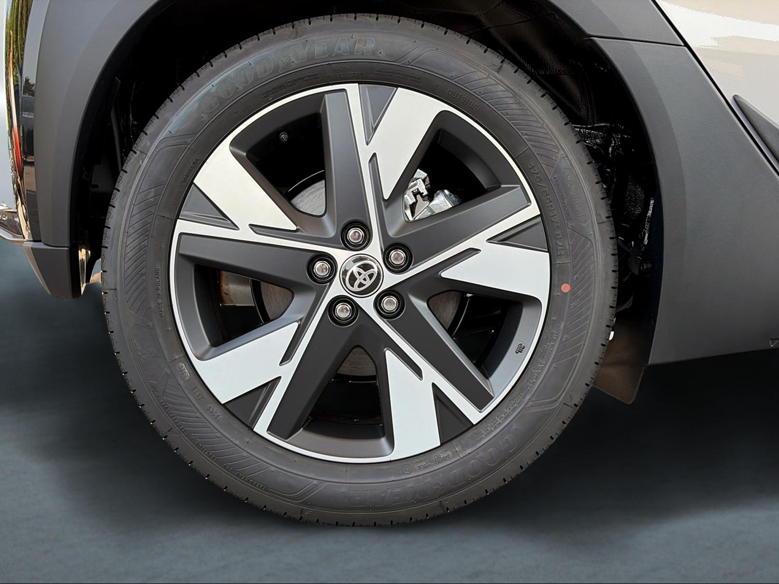 TOYOTA Aygo X 1.5 Trend e-CVT-image-6