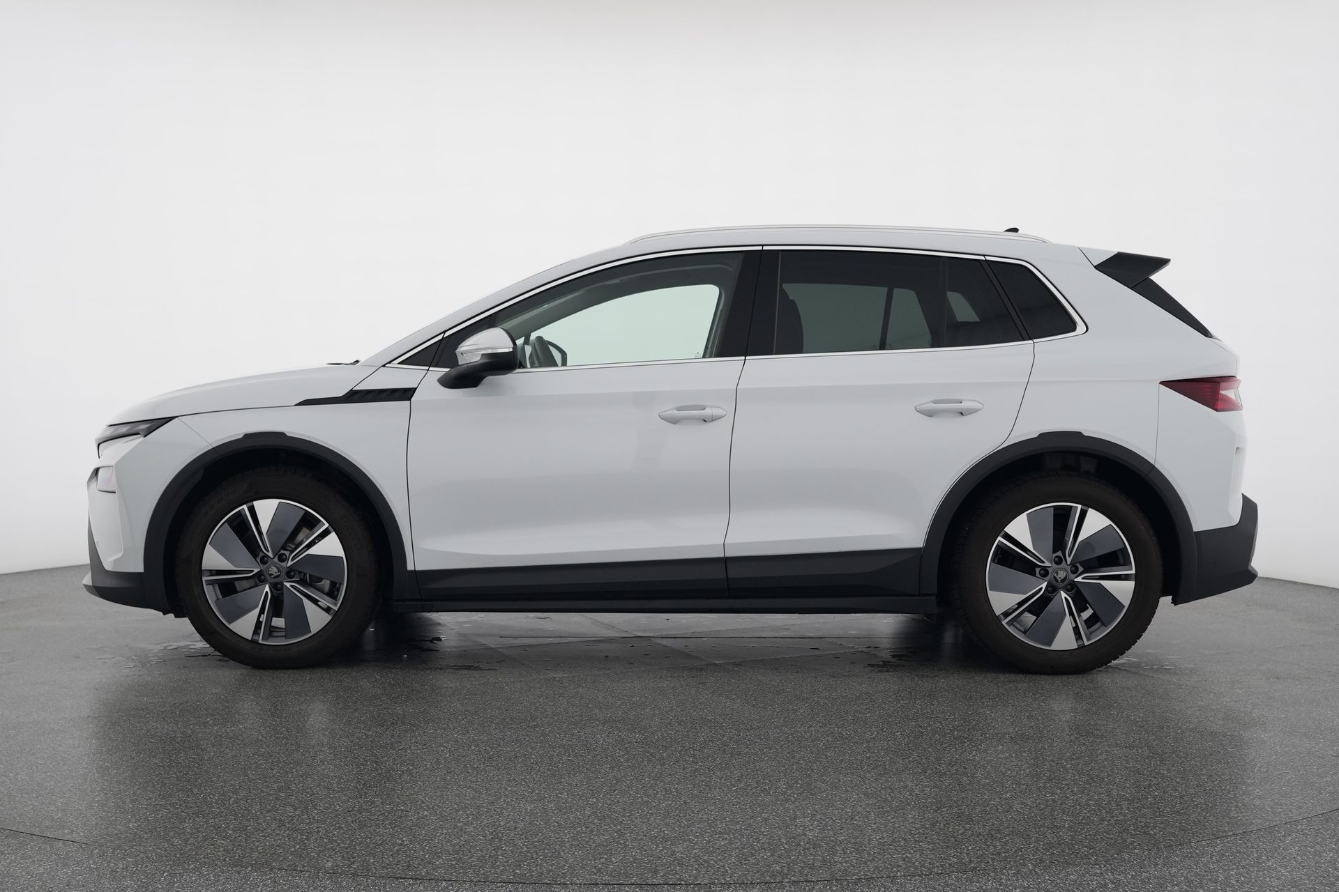 SKODA Elroq 85-image-2