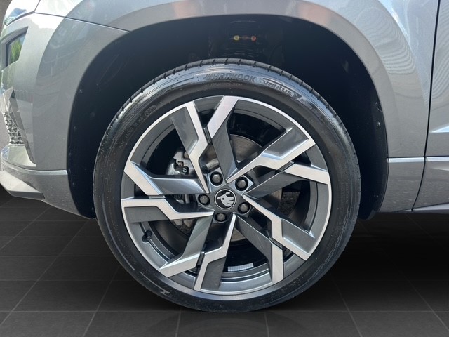 SKODA Karoq 2.0 TSI SportLine 4x4 DSG-image-13