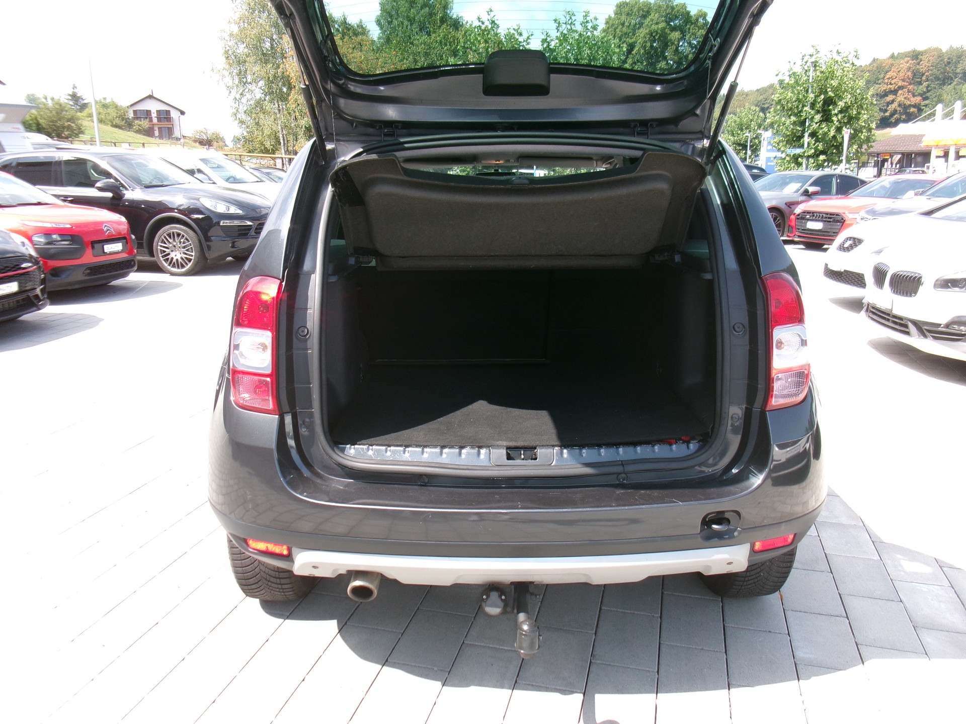DACIA Duster 1.5 dCi Lauréate 4x4-image-8