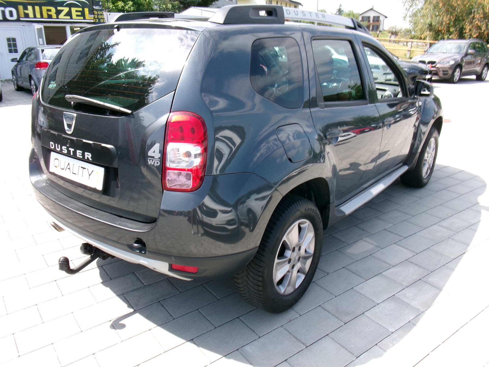 DACIA Duster 1.5 dCi Lauréate 4x4-image-7