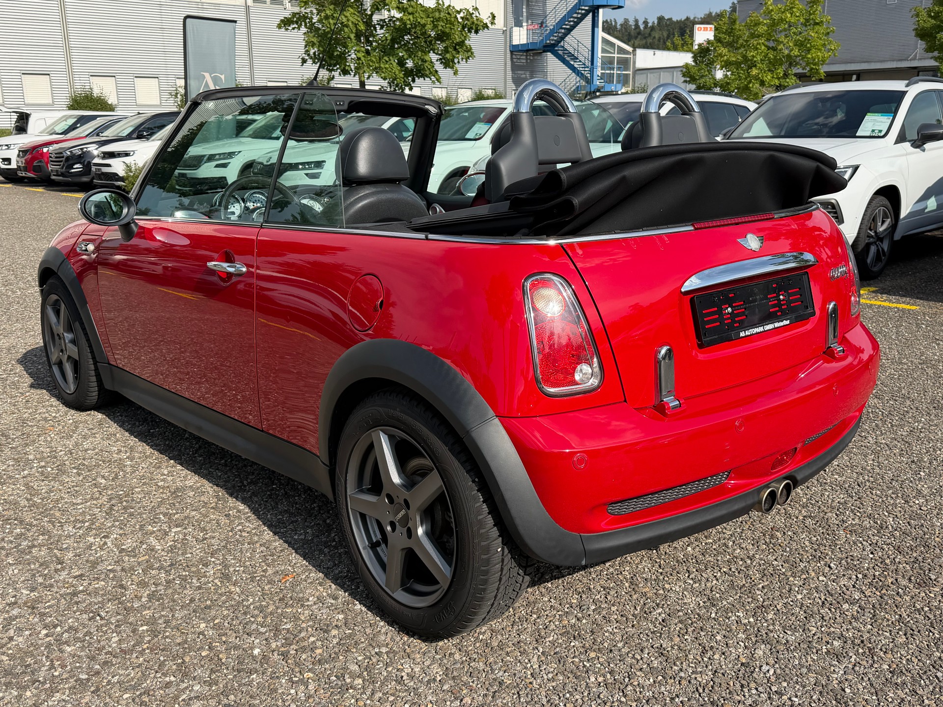 MINI Cooper S Cabriolet-image-6