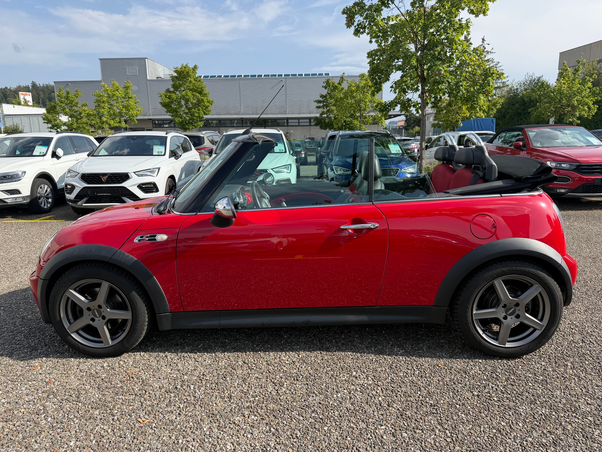 MINI Cooper S Cabriolet-image-7