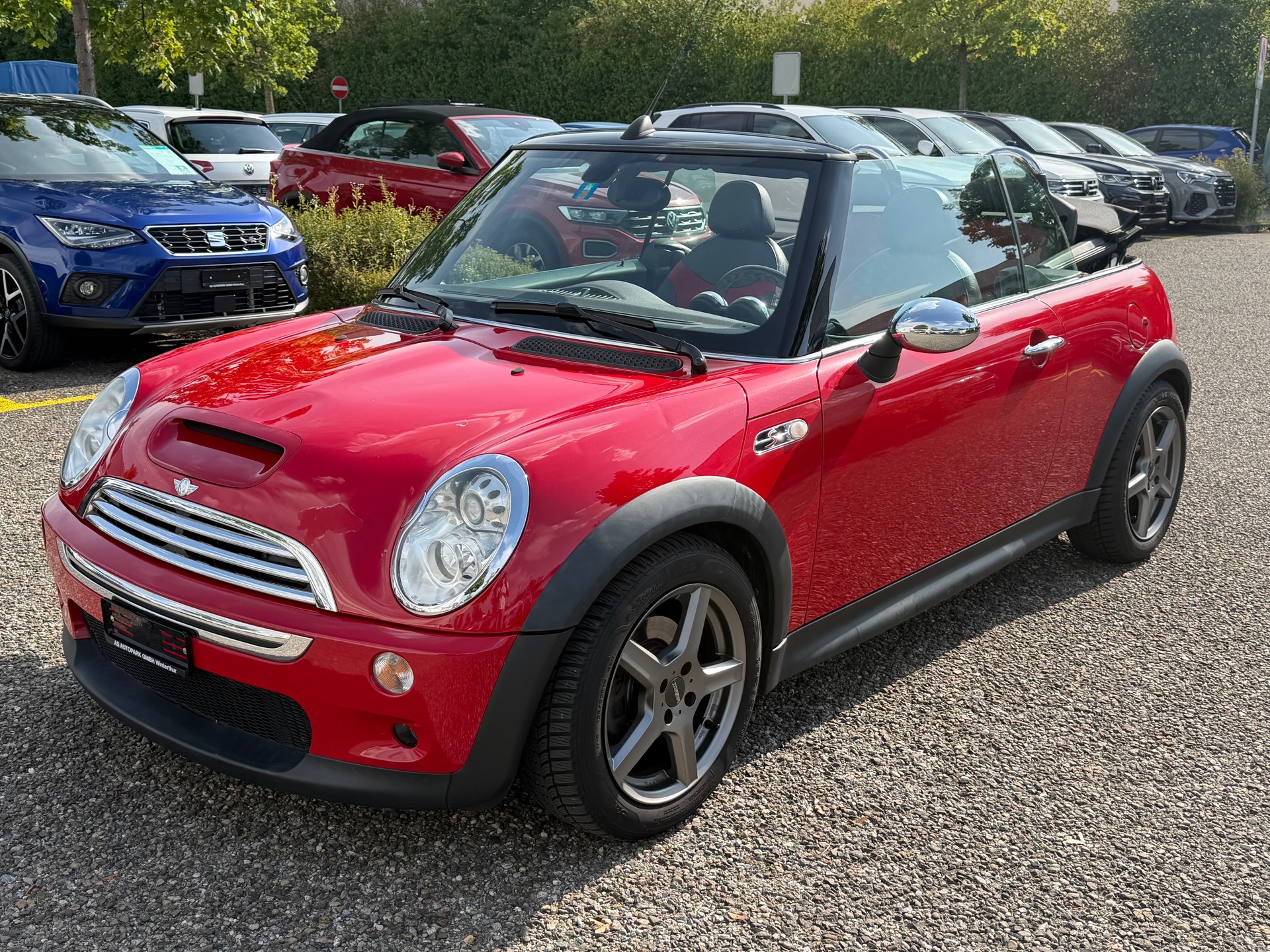 MINI Cooper S Cabriolet-image-0