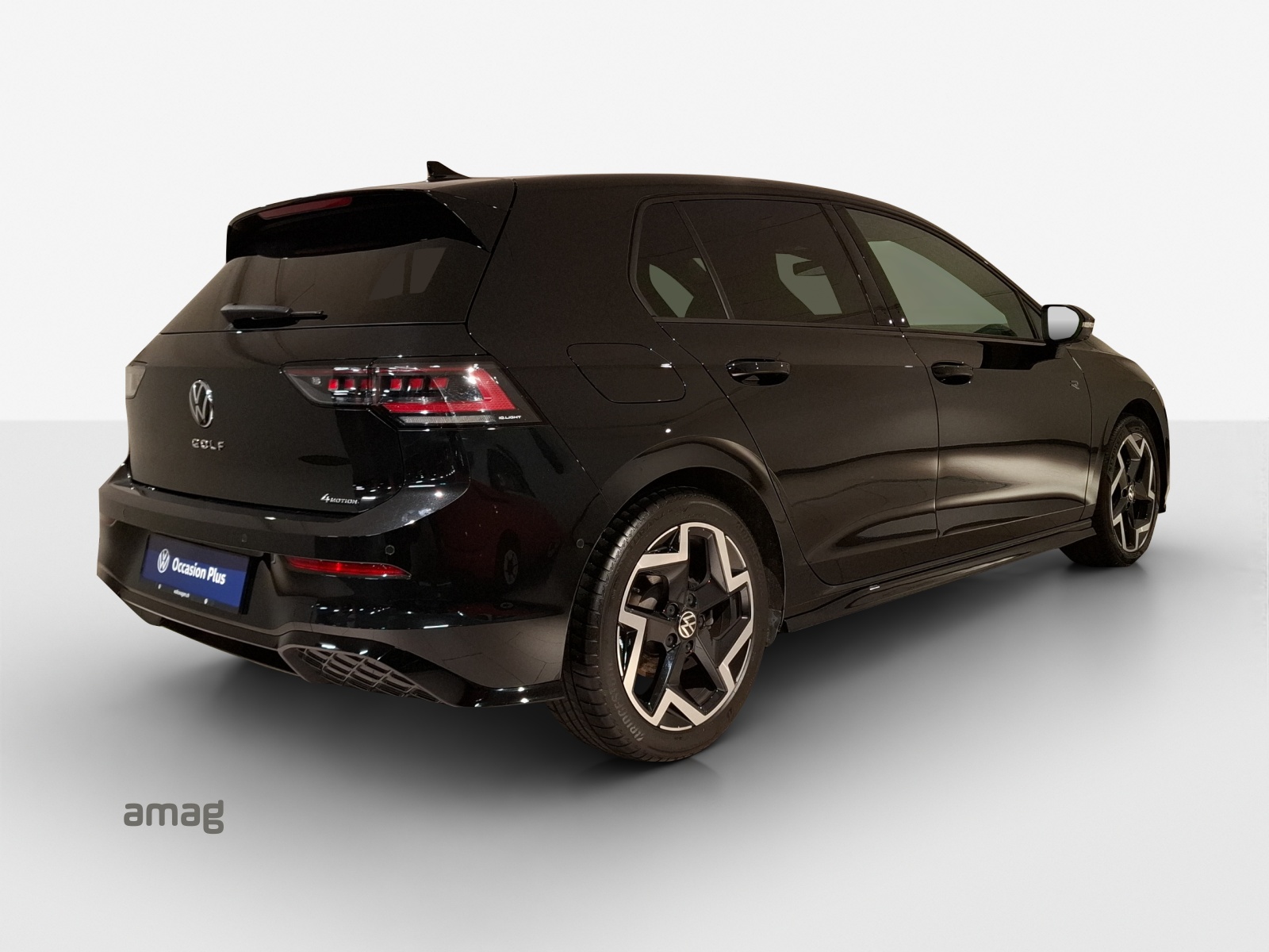 VW Golf 2.0 TSI R-Line DSG 4 Motion-image-4