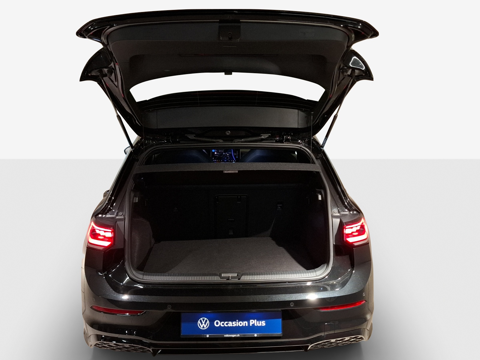 VW Golf 2.0 TSI R-Line DSG 4 Motion-image-12