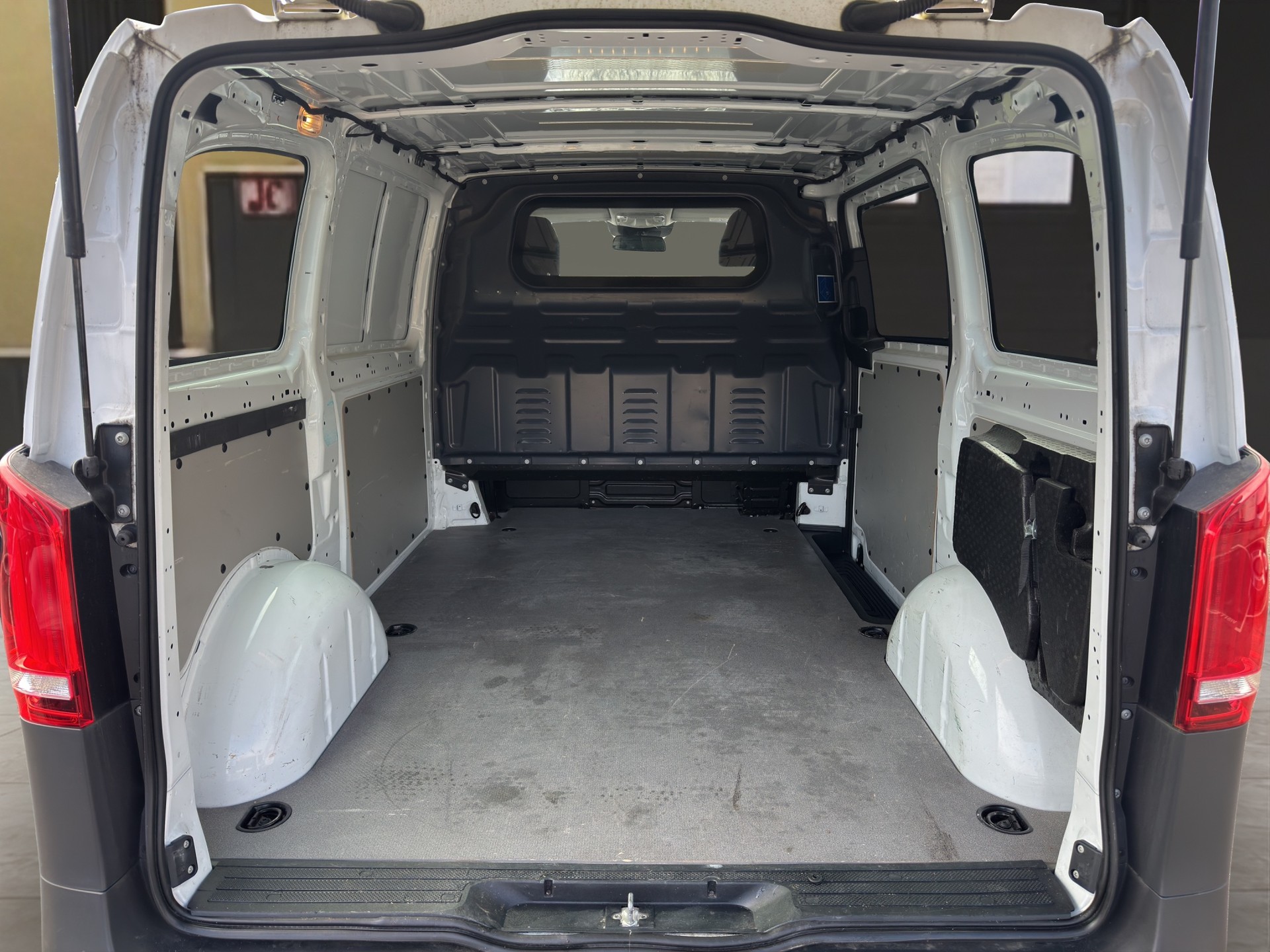 MERCEDES-BENZ Vito 119 CDI 9G-Tronic Base-image-11