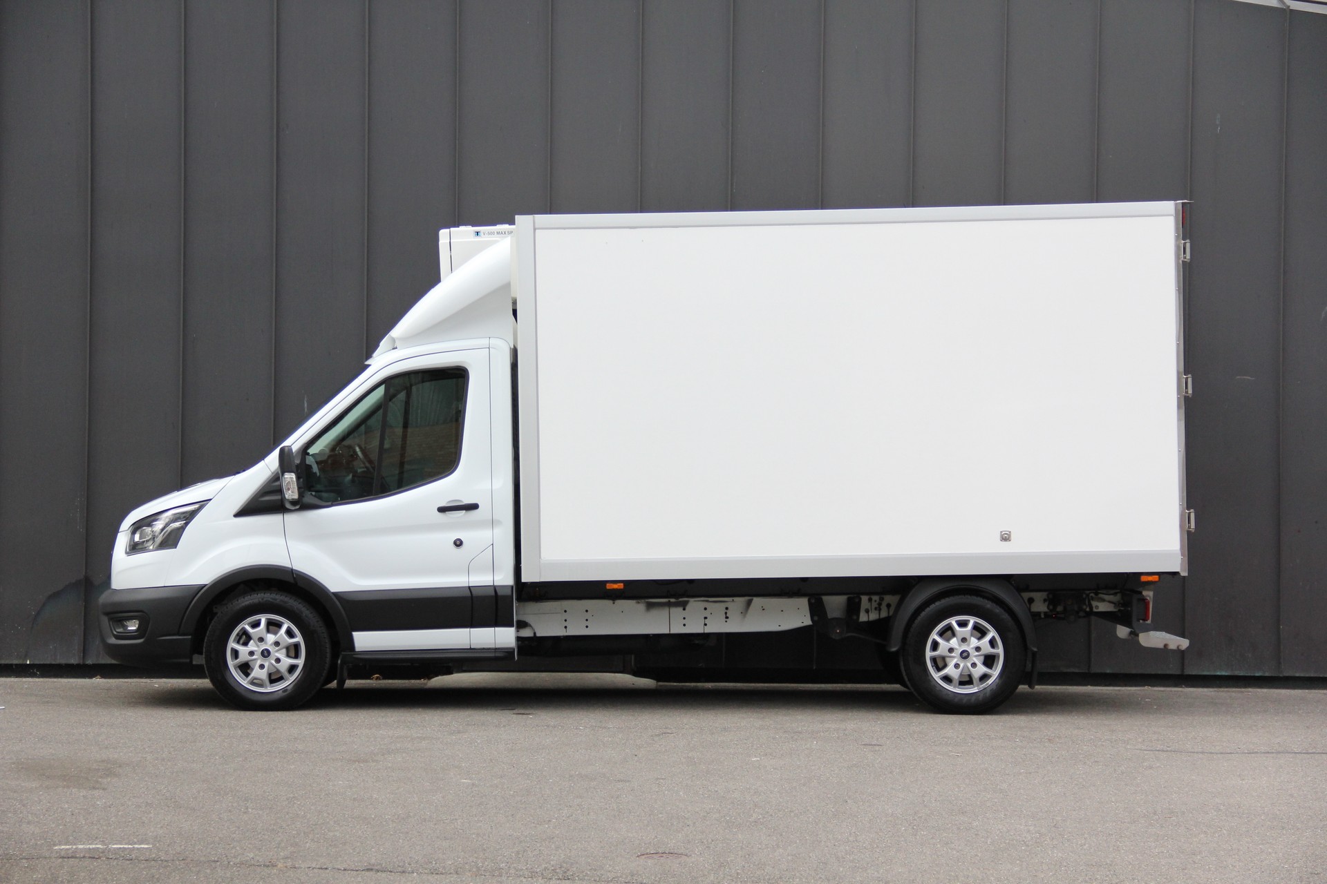 FORD Transit 350 L4 Trend 2.0 TDCi 130 FWD Skeletal A **-20°C/-30°C**TIEFKÜHLER** AUTOMAT *RÜCKFAHRK.* DIS.-TEMPOMAT *STANDHEIZ.*-image-6