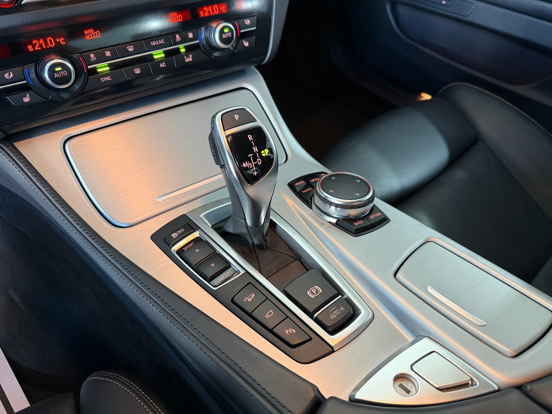 BMW 530d xDrive M Sport Steptronic (CH)-image-16