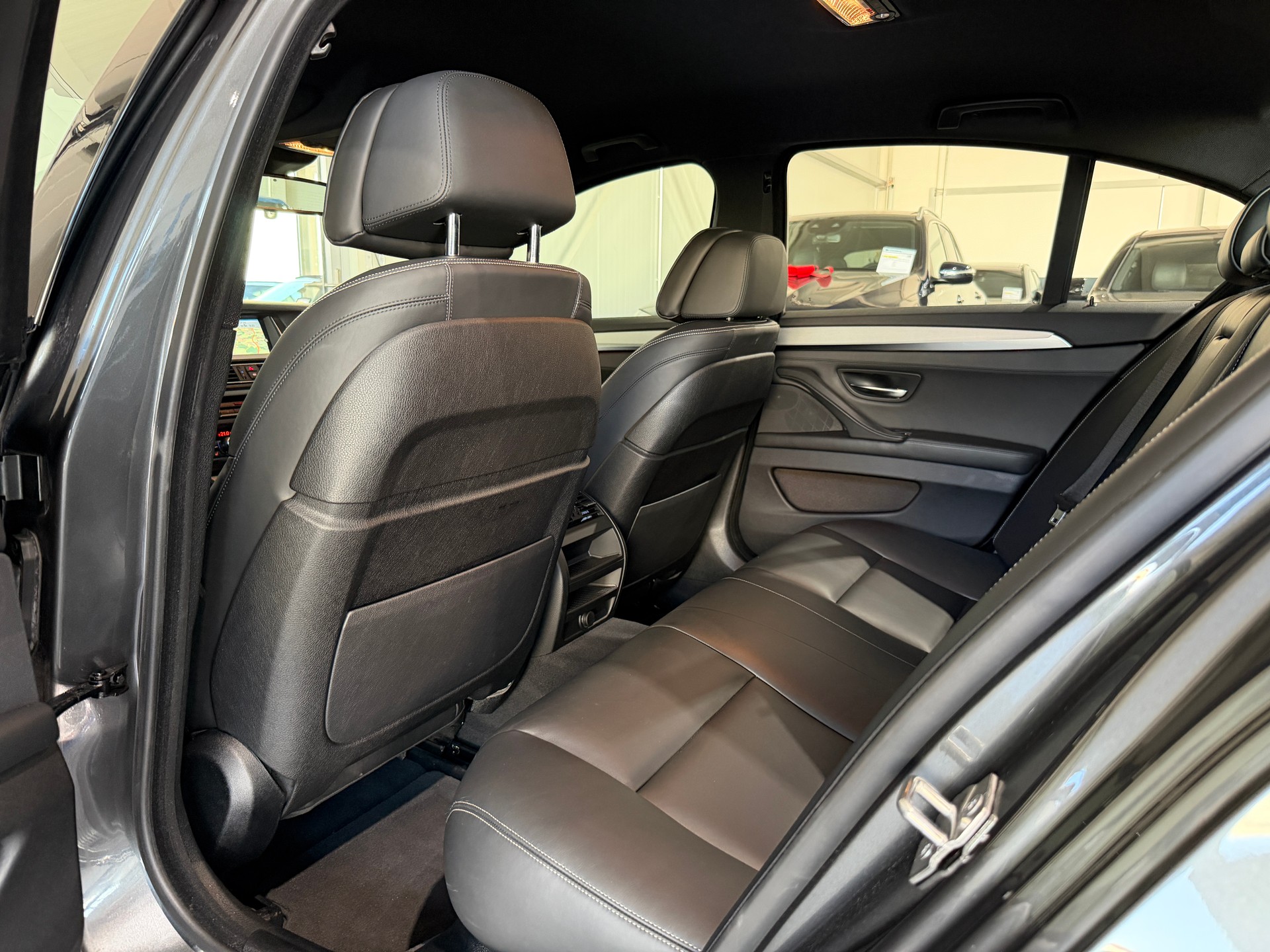 BMW 530d xDrive M Sport Steptronic (CH)-image-19