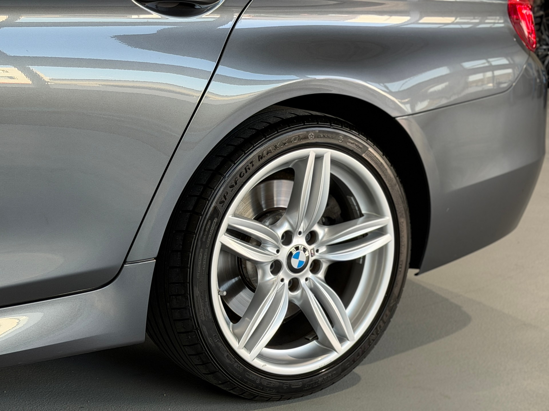 BMW 530d xDrive M Sport Steptronic (CH)-image-23