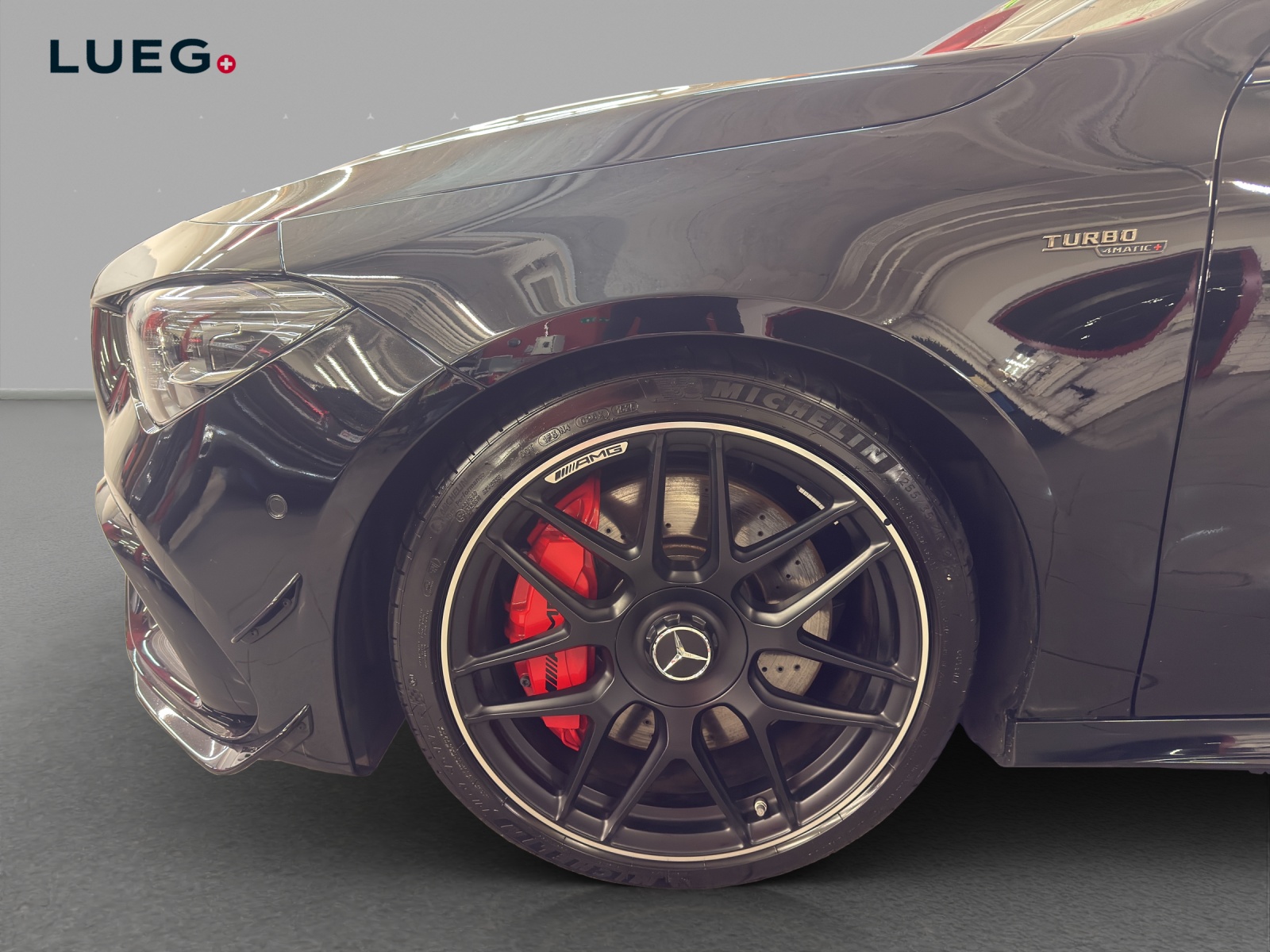 MERCEDES-BENZ CLA 45 S 4M+ AMG / DISTRONIC / 360 Grad Kamera / AMG Ride Control-image-6