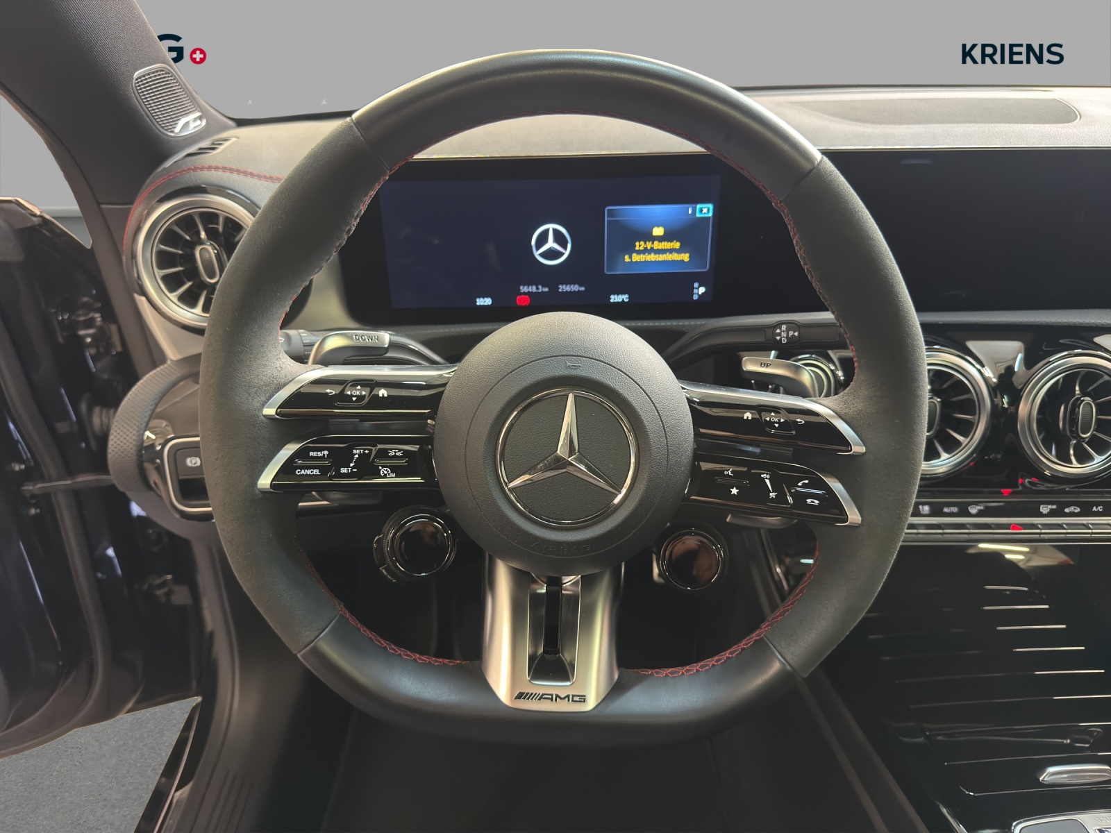 MERCEDES-BENZ CLA 45 S 4M+ AMG / DISTRONIC / 360 Grad Kamera / AMG Ride Control-image-9