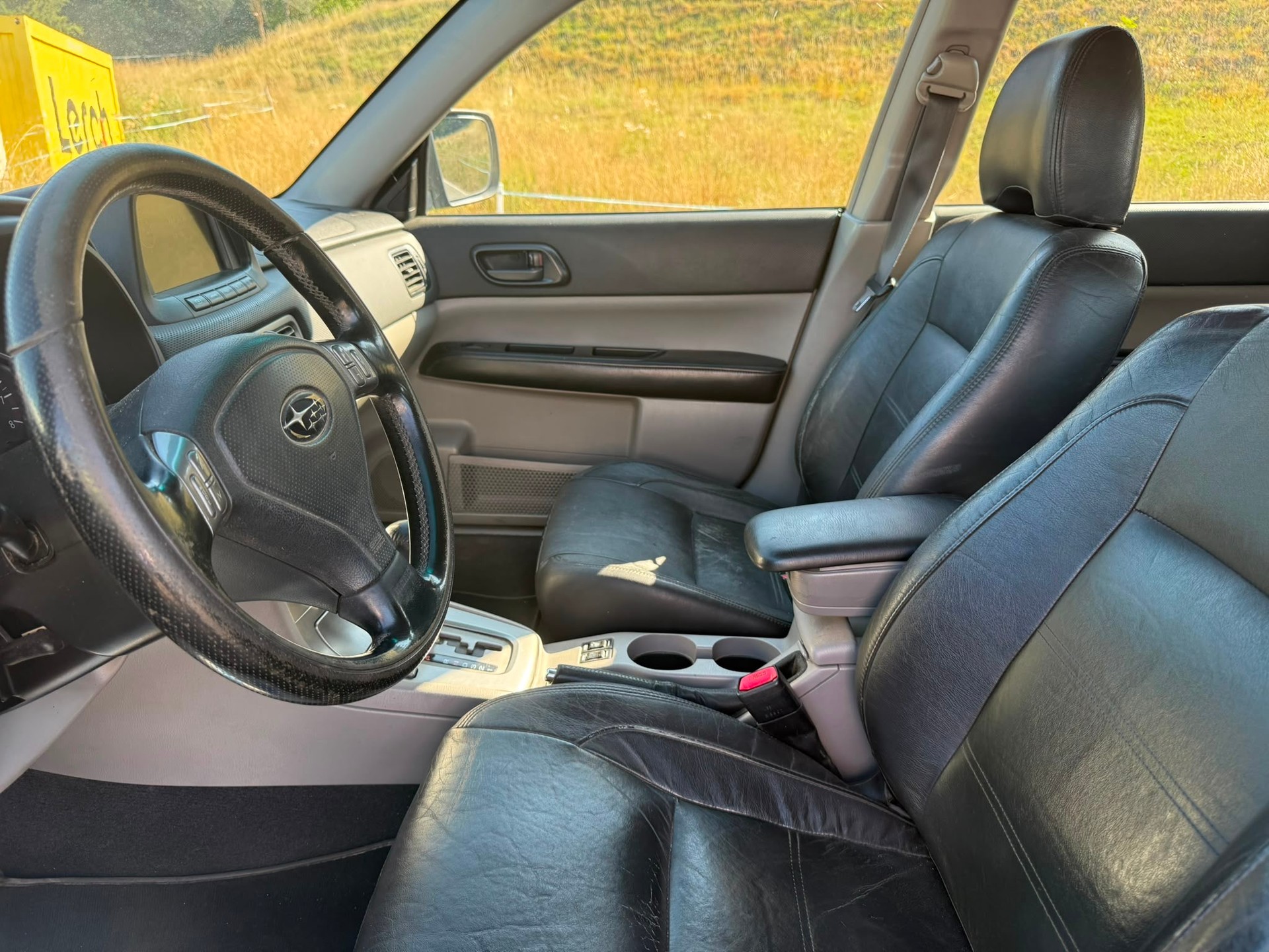 SUBARU Forester 2.0X (Swiss)-image-12