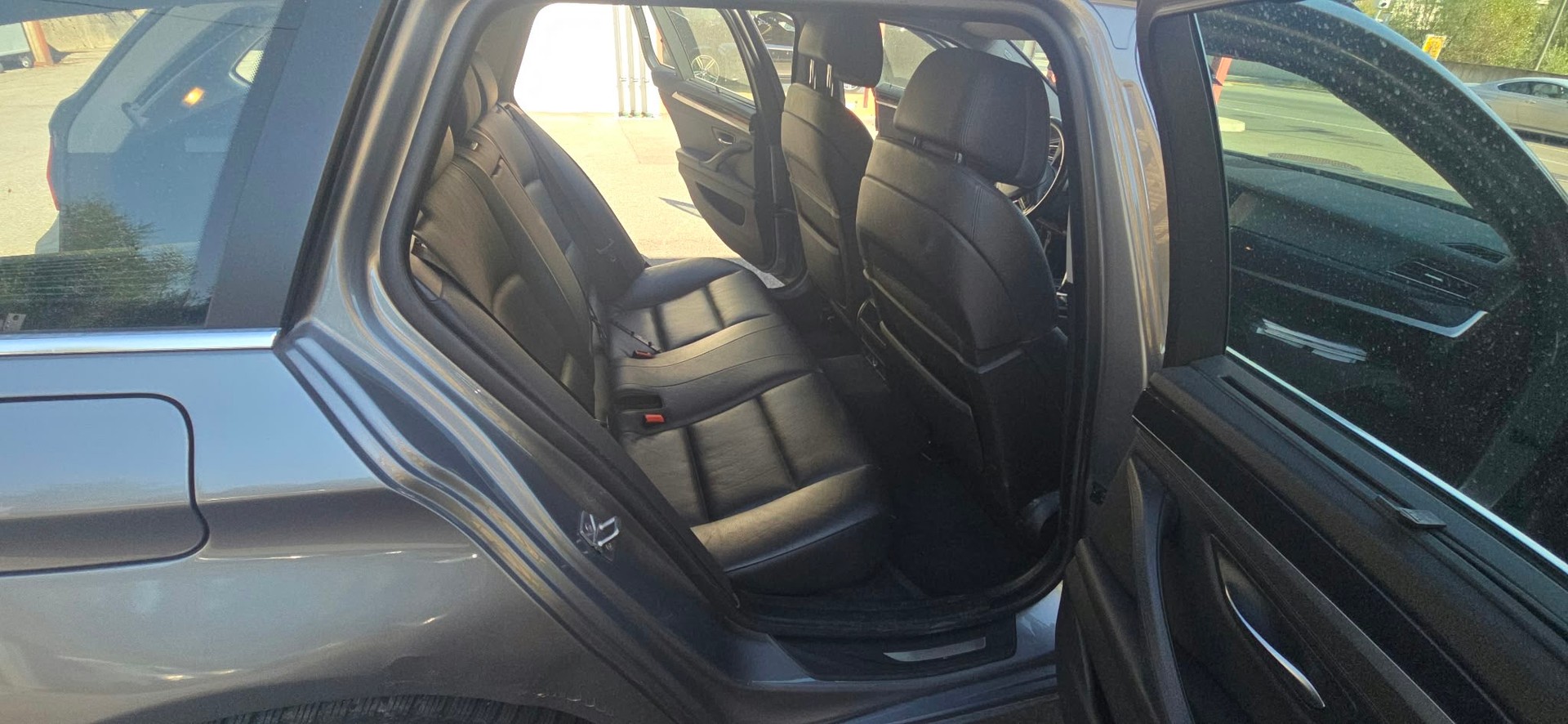 BMW 535d xDrive Touring Steptronic-image-9