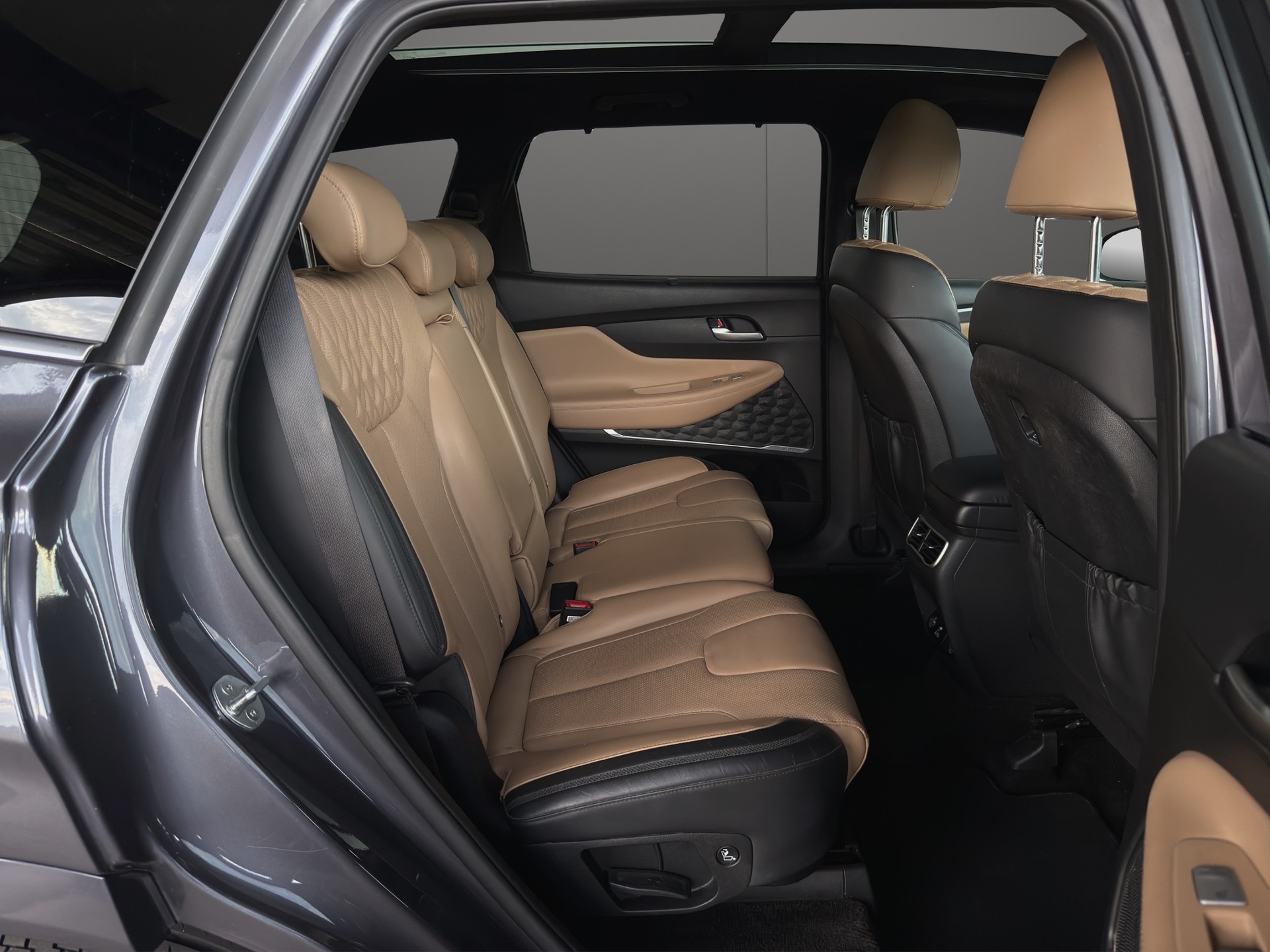 HYUNDAI Santa Fe 2.2 CRDI Vertex Luxury Pack 4WD Automatic-image-10