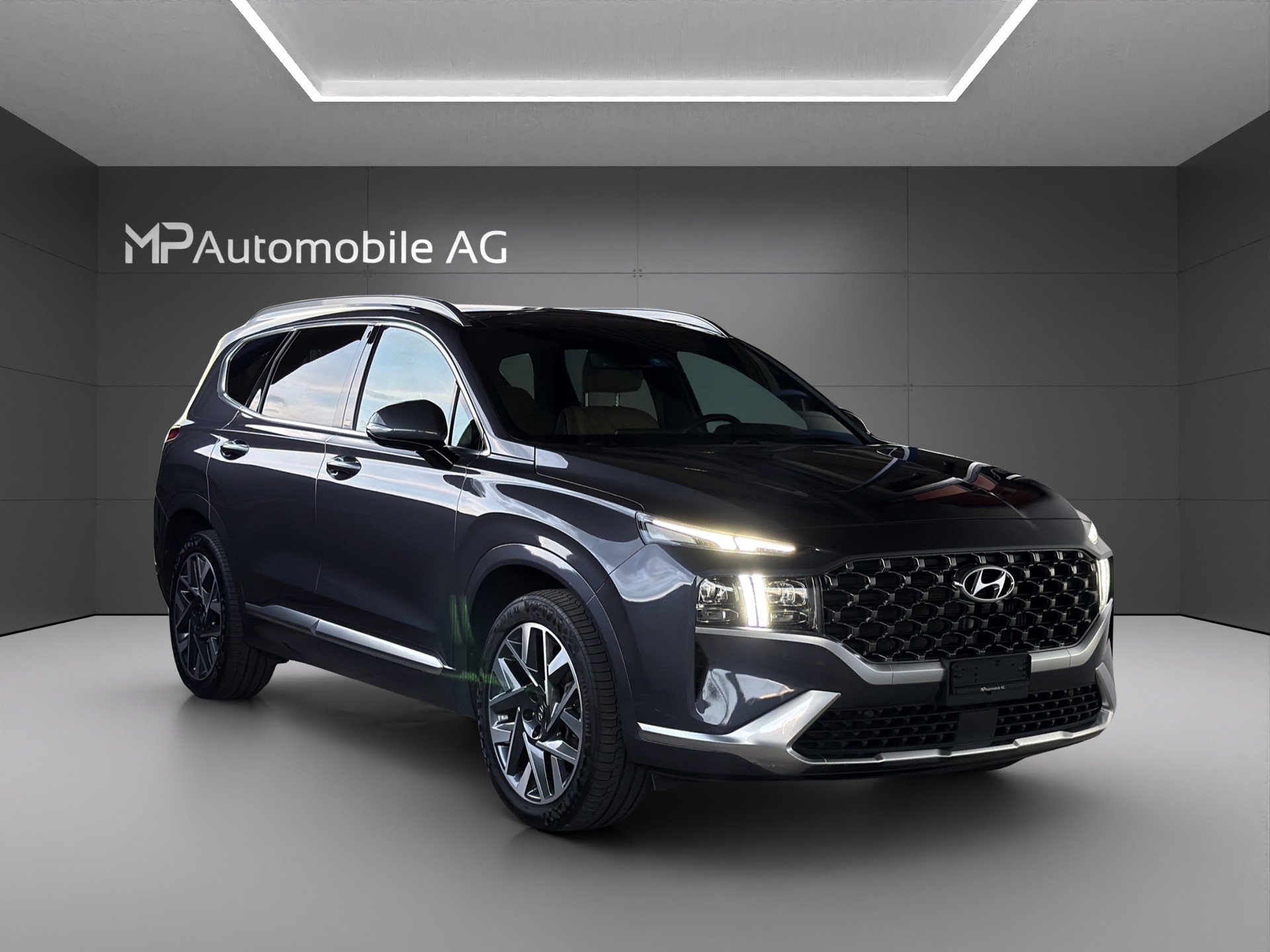 HYUNDAI Santa Fe 2.2 CRDI Vertex Luxury Pack 4WD Automatic-showroom-element-1