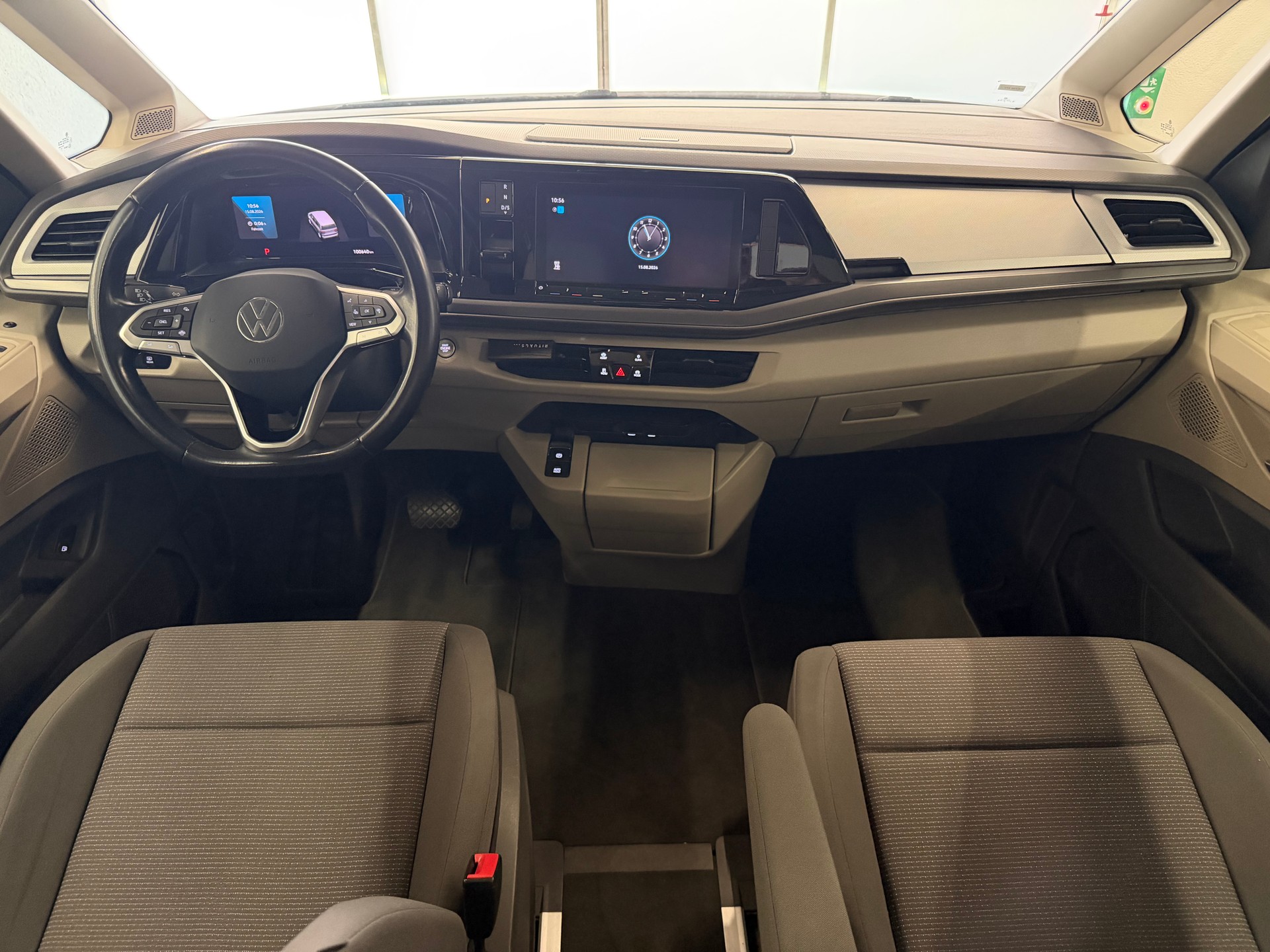 VW Multivan 1.4 eHybrid Style DSG-image-15