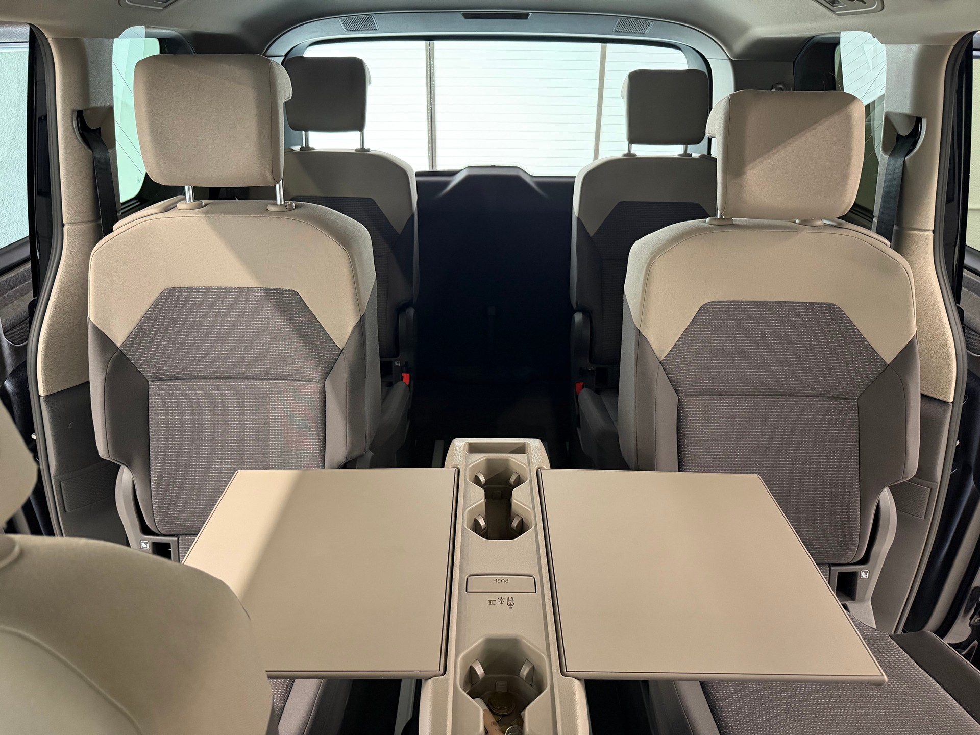 VW Multivan 1.4 eHybrid Style DSG-image-25
