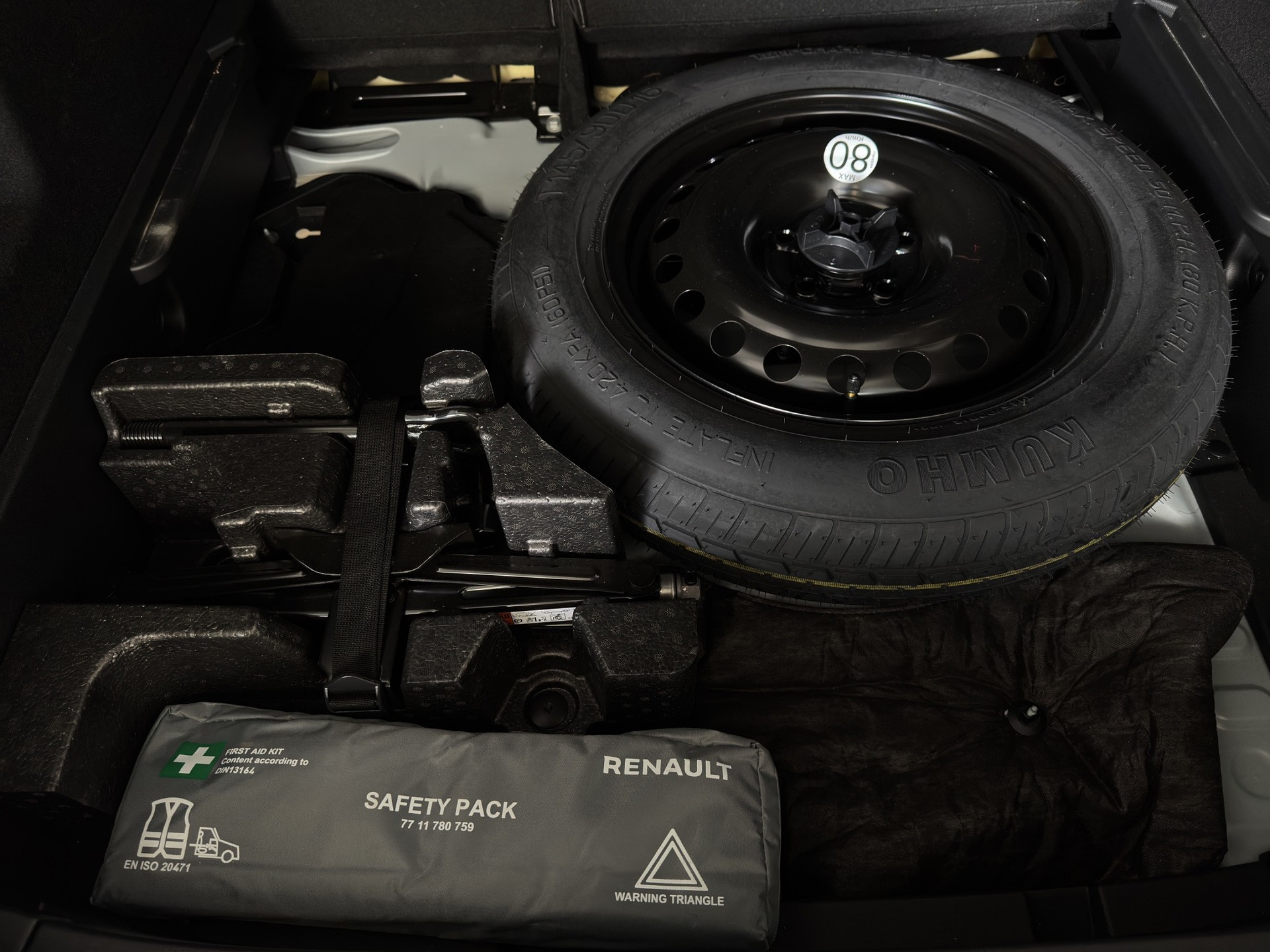 RENAULT Arkana 1.6 E-Tech R.S.Line-image-21