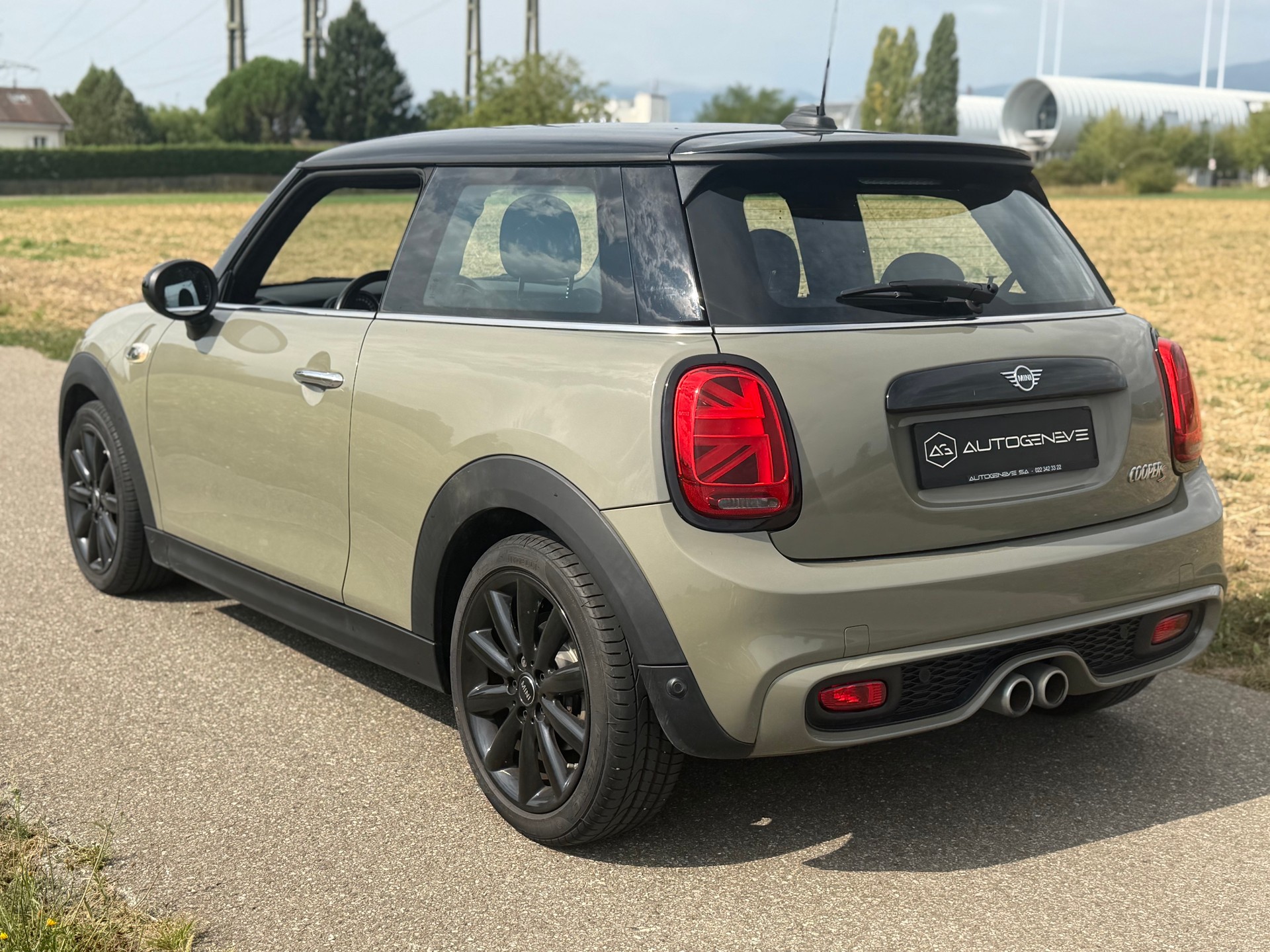 MINI Cooper S-image-8