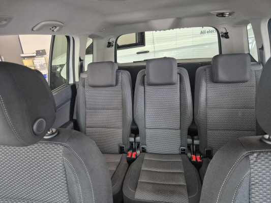VW Touran 1.5 TSI EVO Comf-image-8