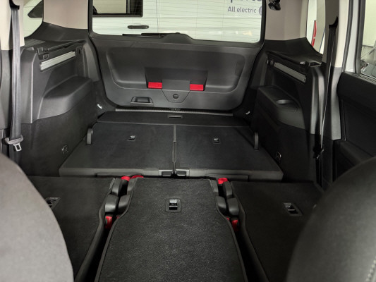 VW Touran 1.5 TSI EVO Comf-image-5