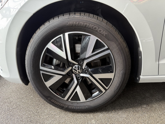 VW Touran 1.5 TSI EVO Comf-image-3