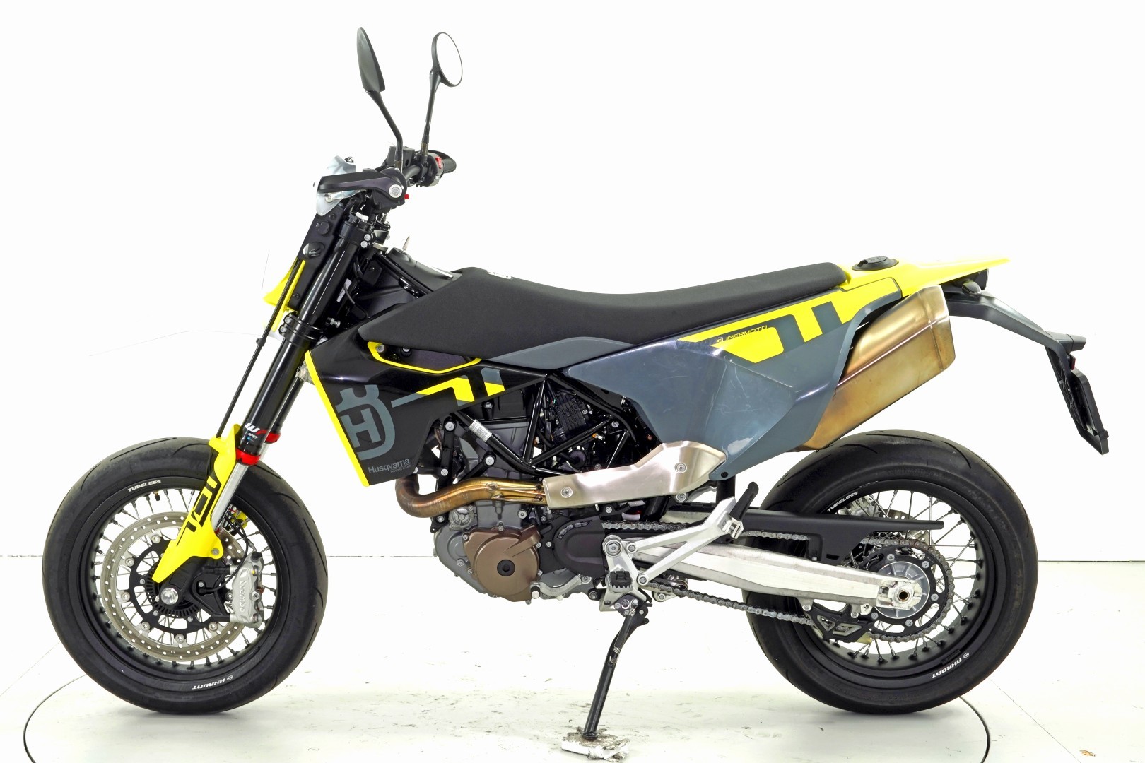 HUSQVARNA 701 Supermoto-image-4