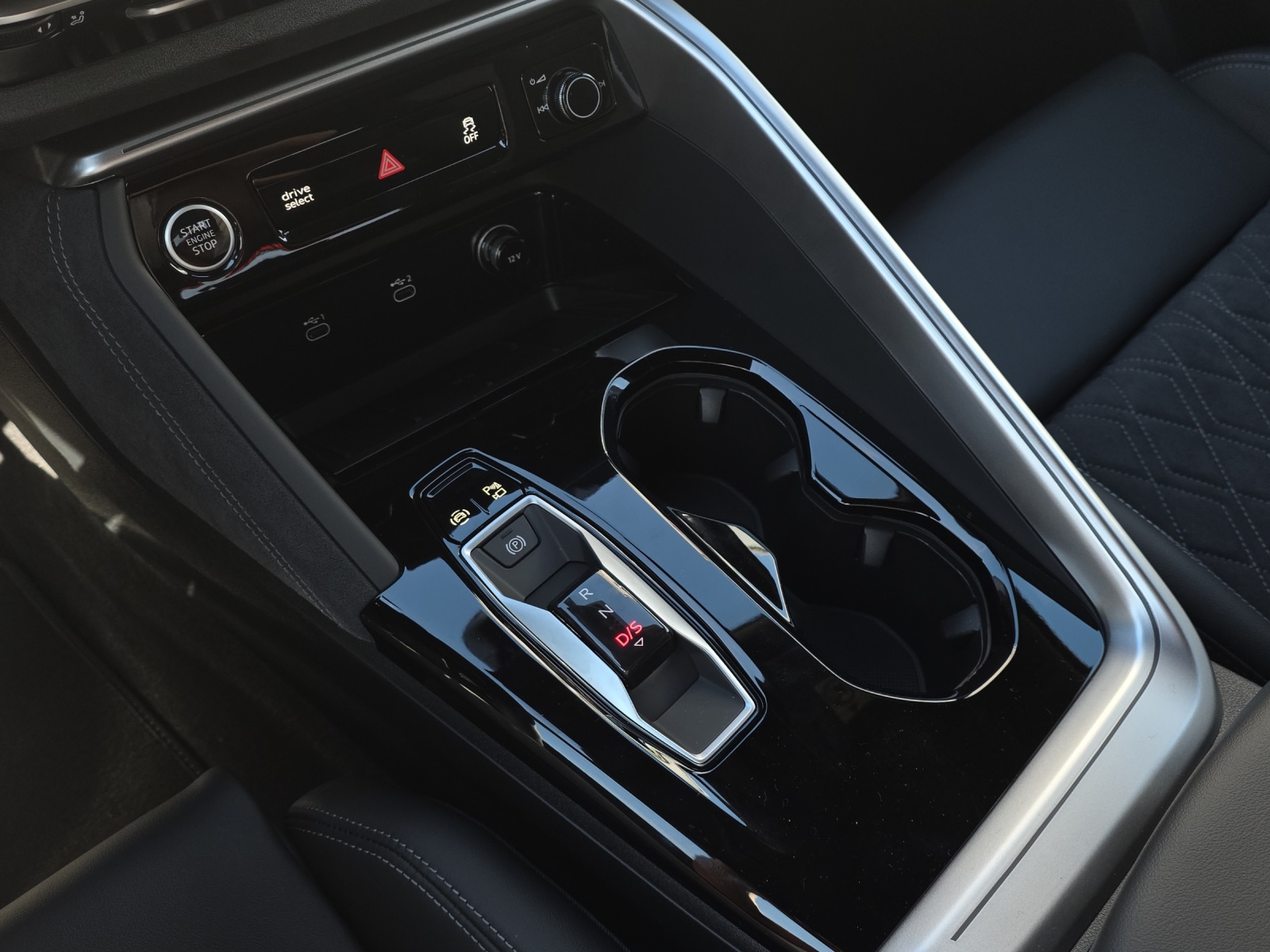 AUDI Q5 Sportback TFSI quattro 200 kW S-tronic-image-8