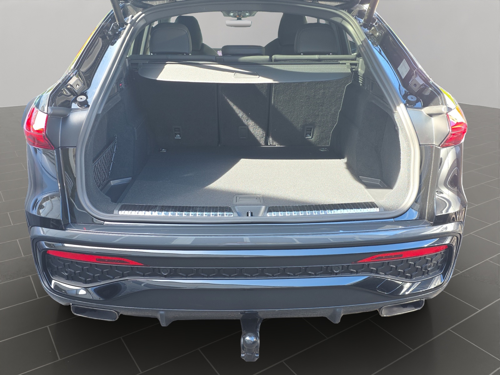 AUDI Q5 Sportback TFSI quattro 200 kW S-tronic-image-12
