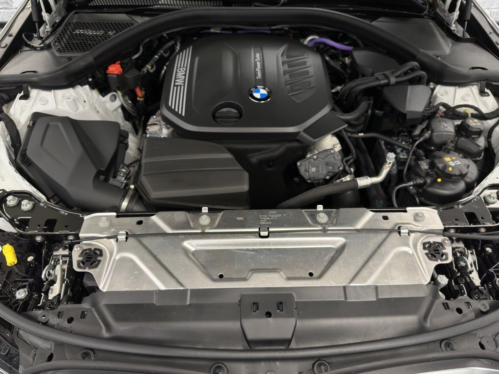 BMW 320d xDrive Touring-image-17