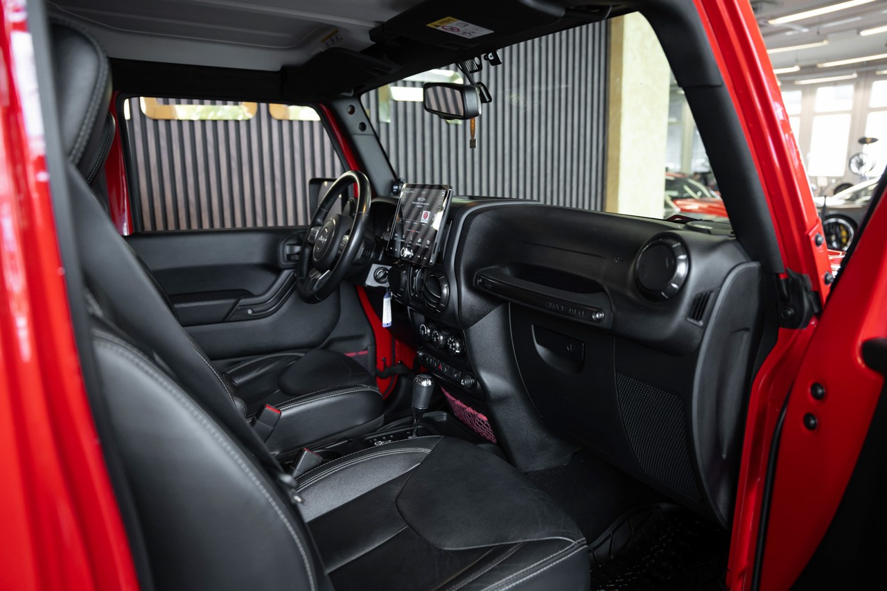 JEEP Wrangler 2.8CRD Unlimited Rubicon Recon Aut.-image-13