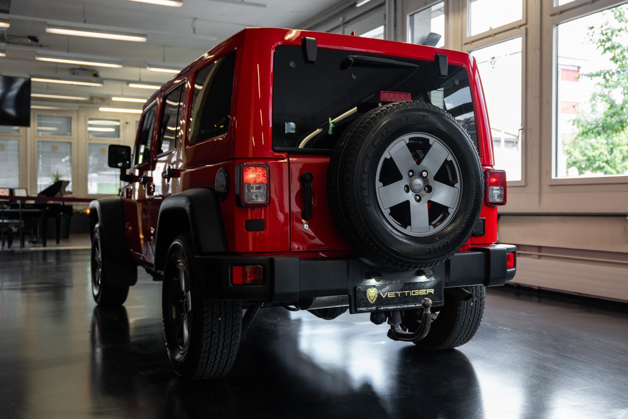 JEEP Wrangler 2.8CRD Unlimited Rubicon Recon Aut.-showroom-element-3