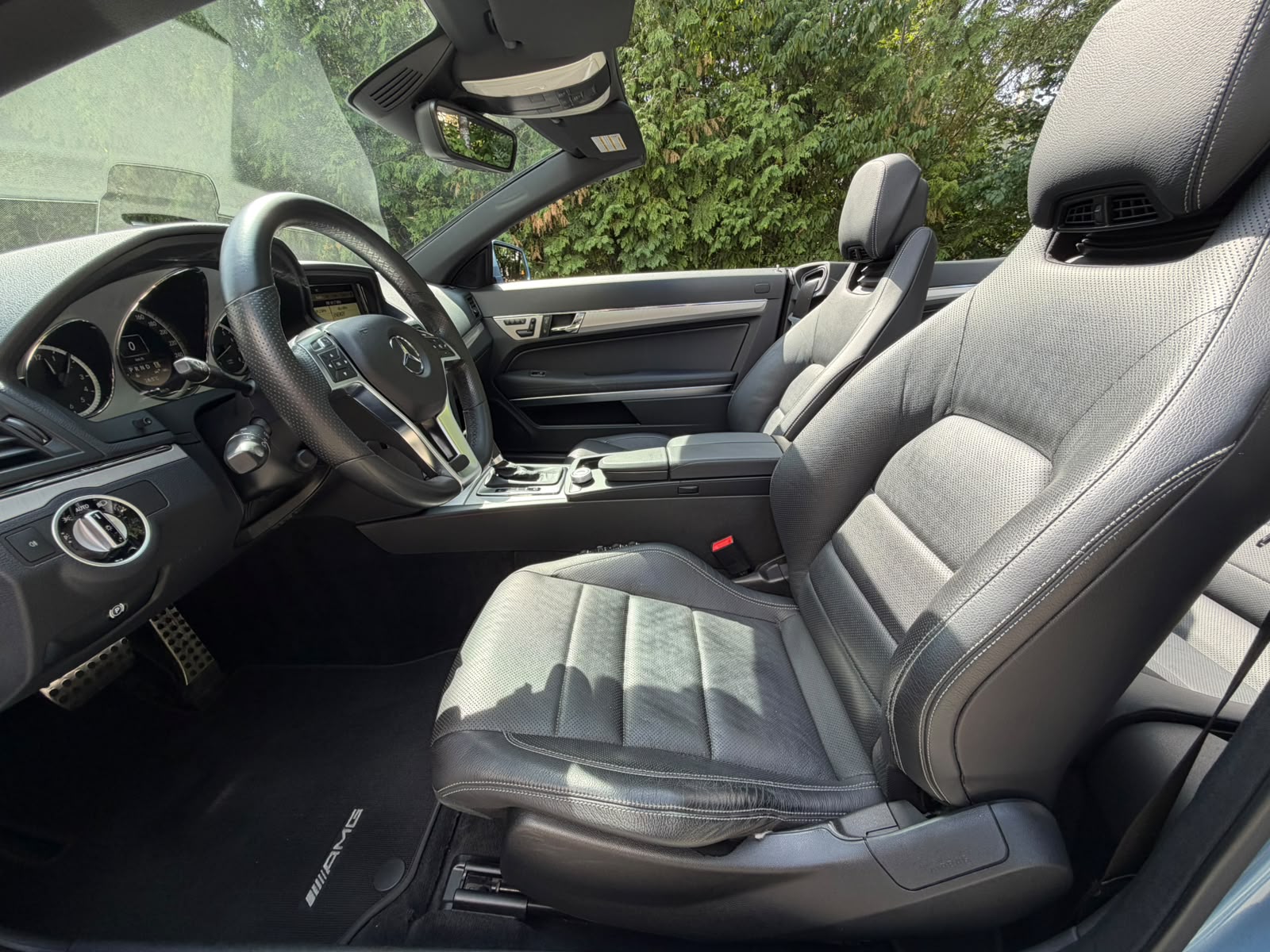 MERCEDES-BENZ E 350 CGI BlueEfficiency 7G-Tronic AMG Line-image-15