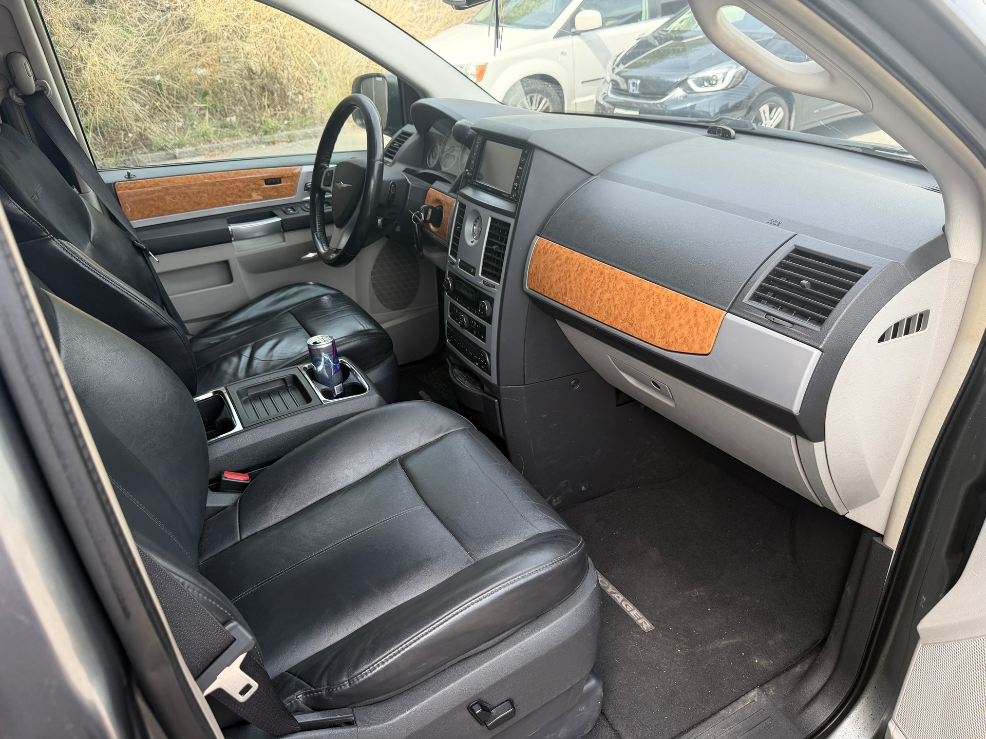 CHRYSLER Grand Voyager 2.8 CRD LX Automatic-image-2