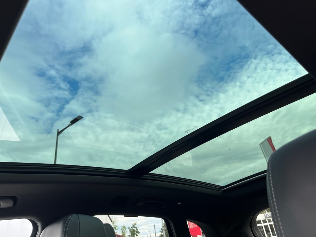 AUDI Q5 55 TFSI e sport quattro-image-21