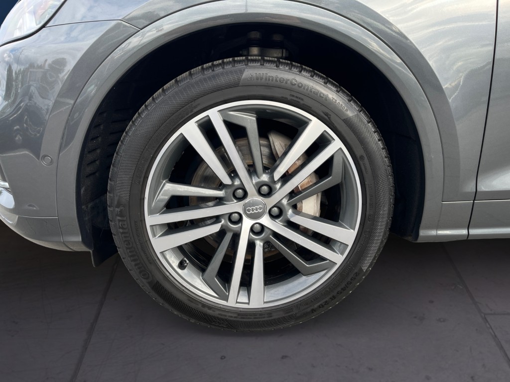 AUDI Q5 55 TFSI e sport quattro-image-8