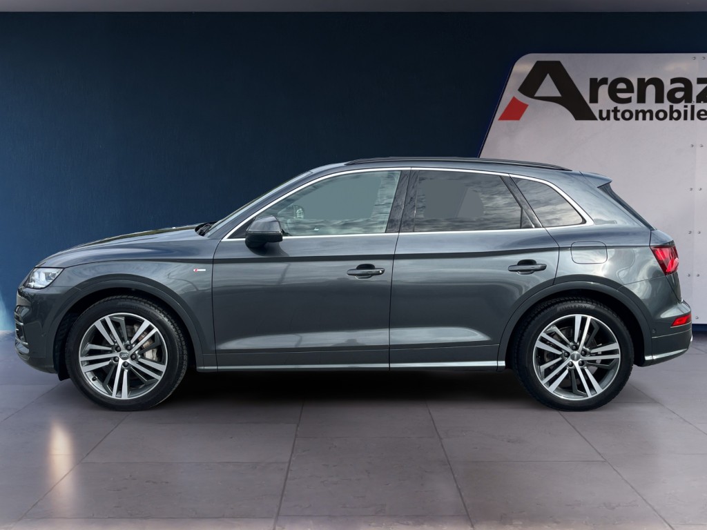 AUDI Q5 55 TFSI e sport quattro-showroom-element-1