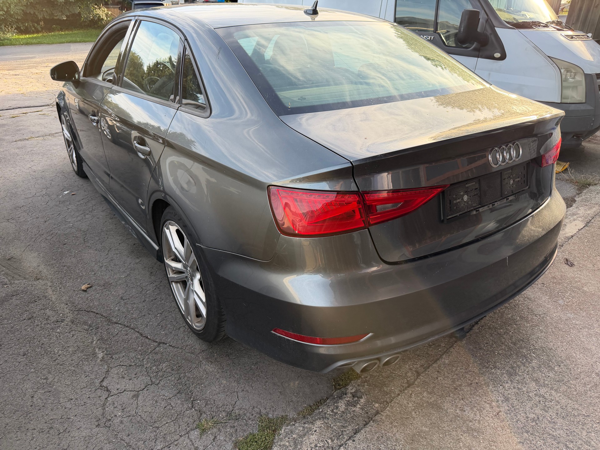 AUDI A3 Limousine 2.0 TDI S-Line-image-3