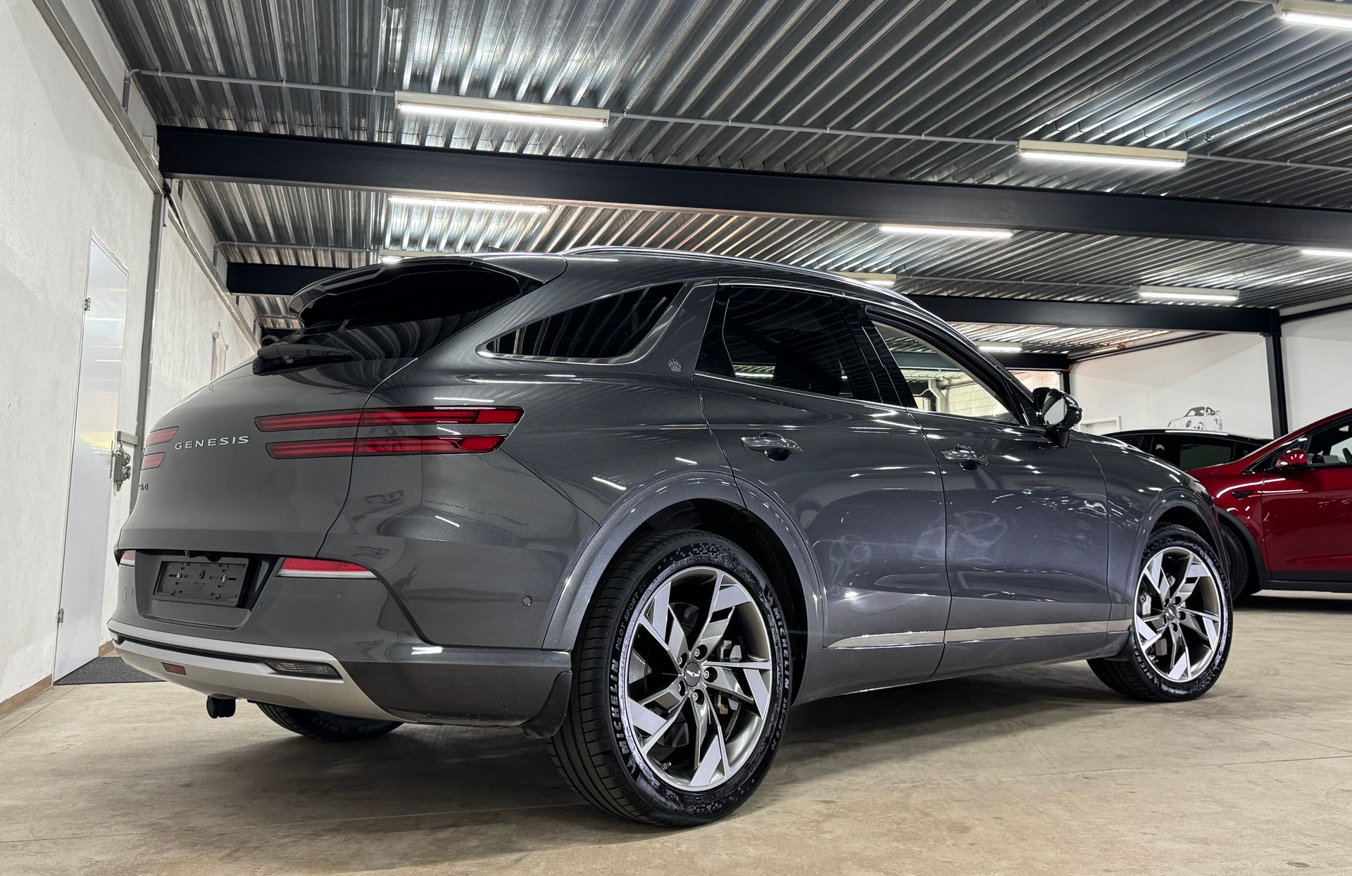 GENESIS GV70 Electrified Sport kWh 77,4 AWD / Absolute VOLLAUSSTATTUNG inkl. AHK-image-4