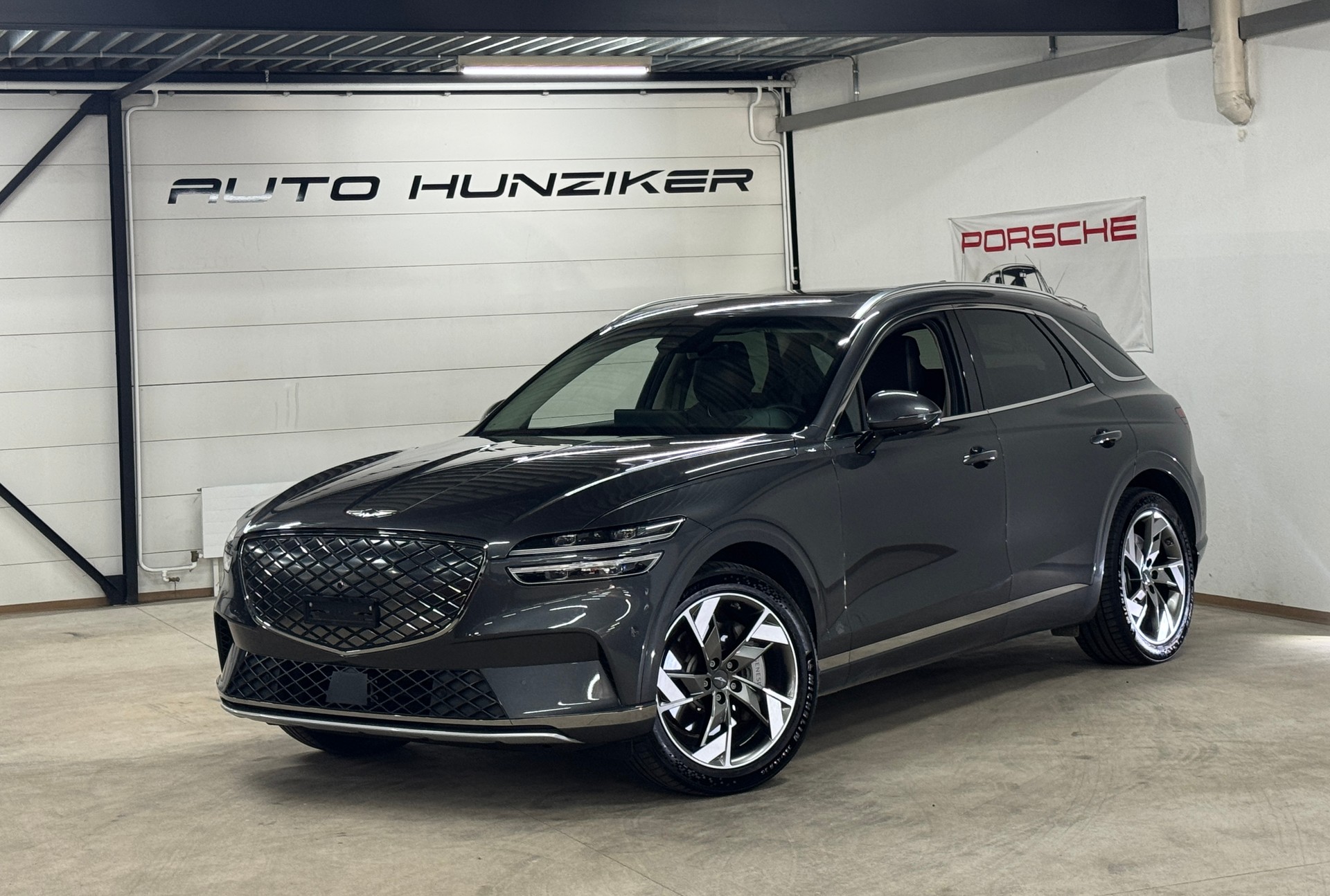 GENESIS GV70 Electrified Sport kWh 77,4 AWD / Absolute VOLLAUSSTATTUNG inkl. AHK