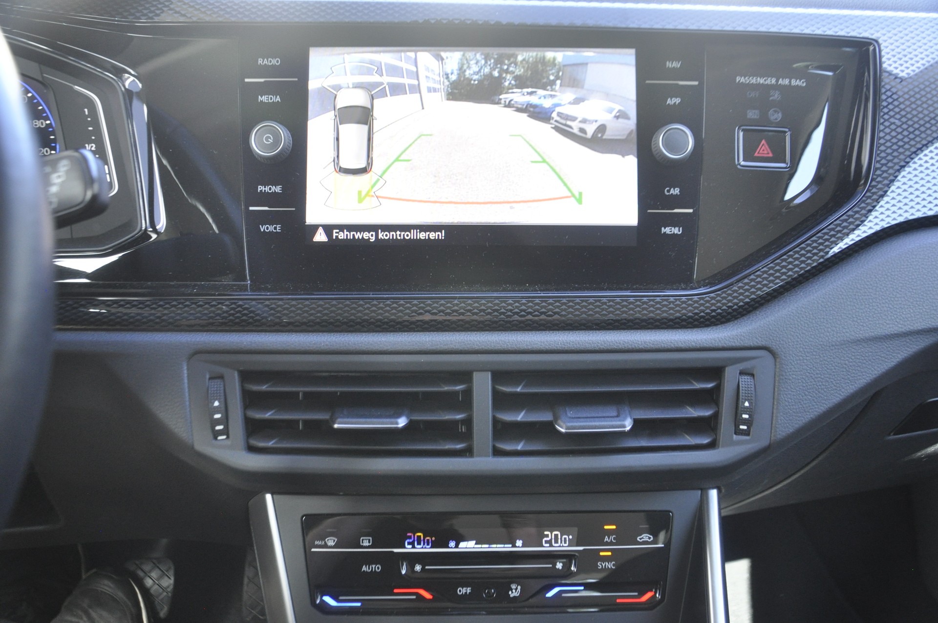 VW Polo 1.0 TSI Life-image-10